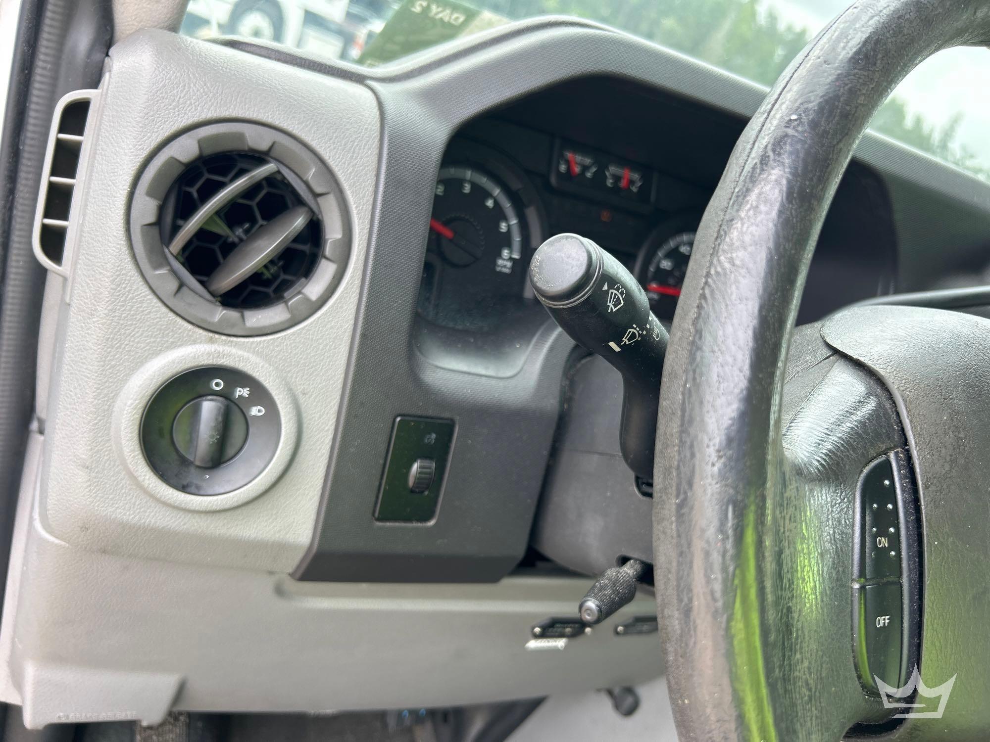 2012 Ford E350
