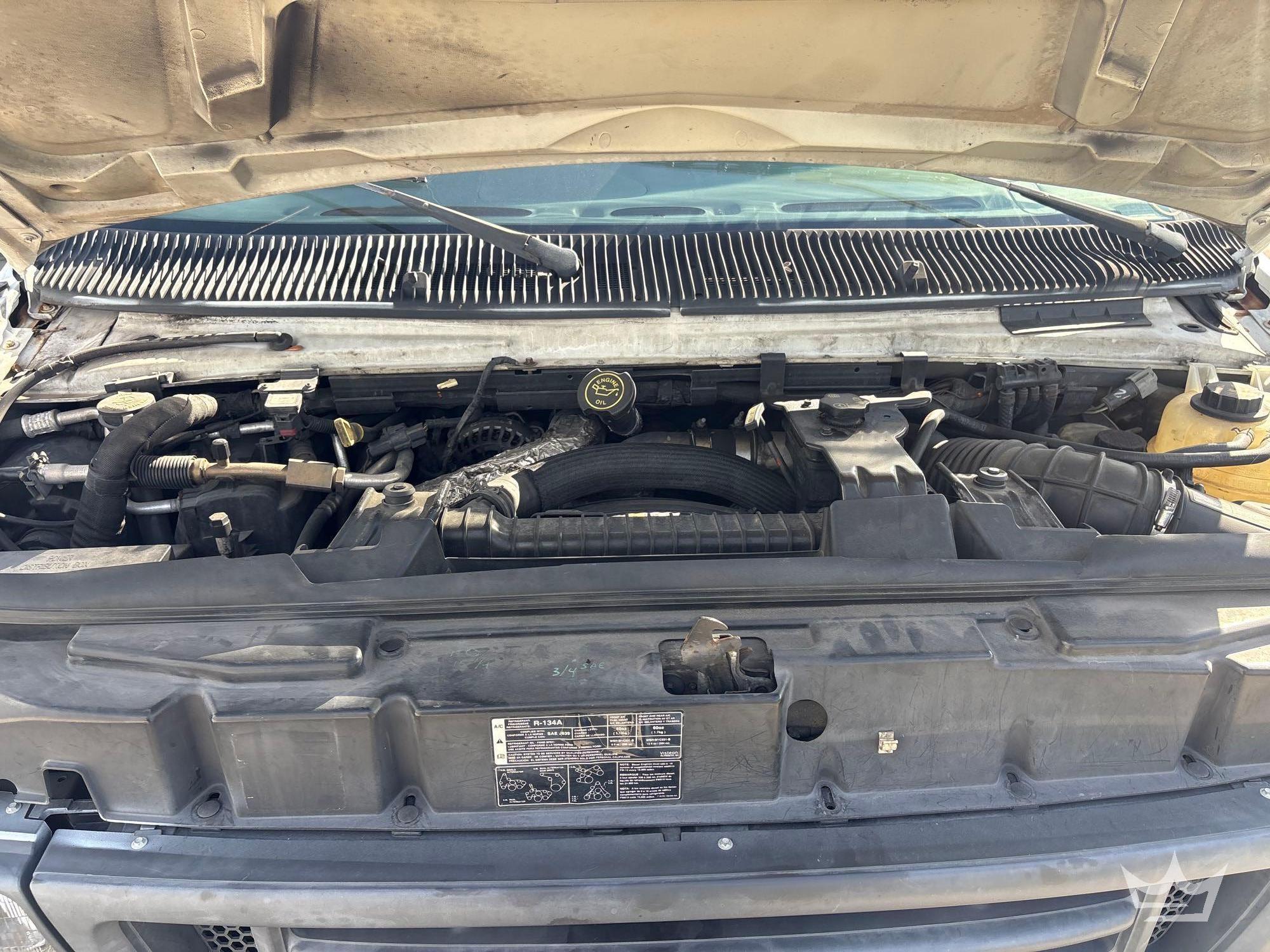 2004 Ford E350
