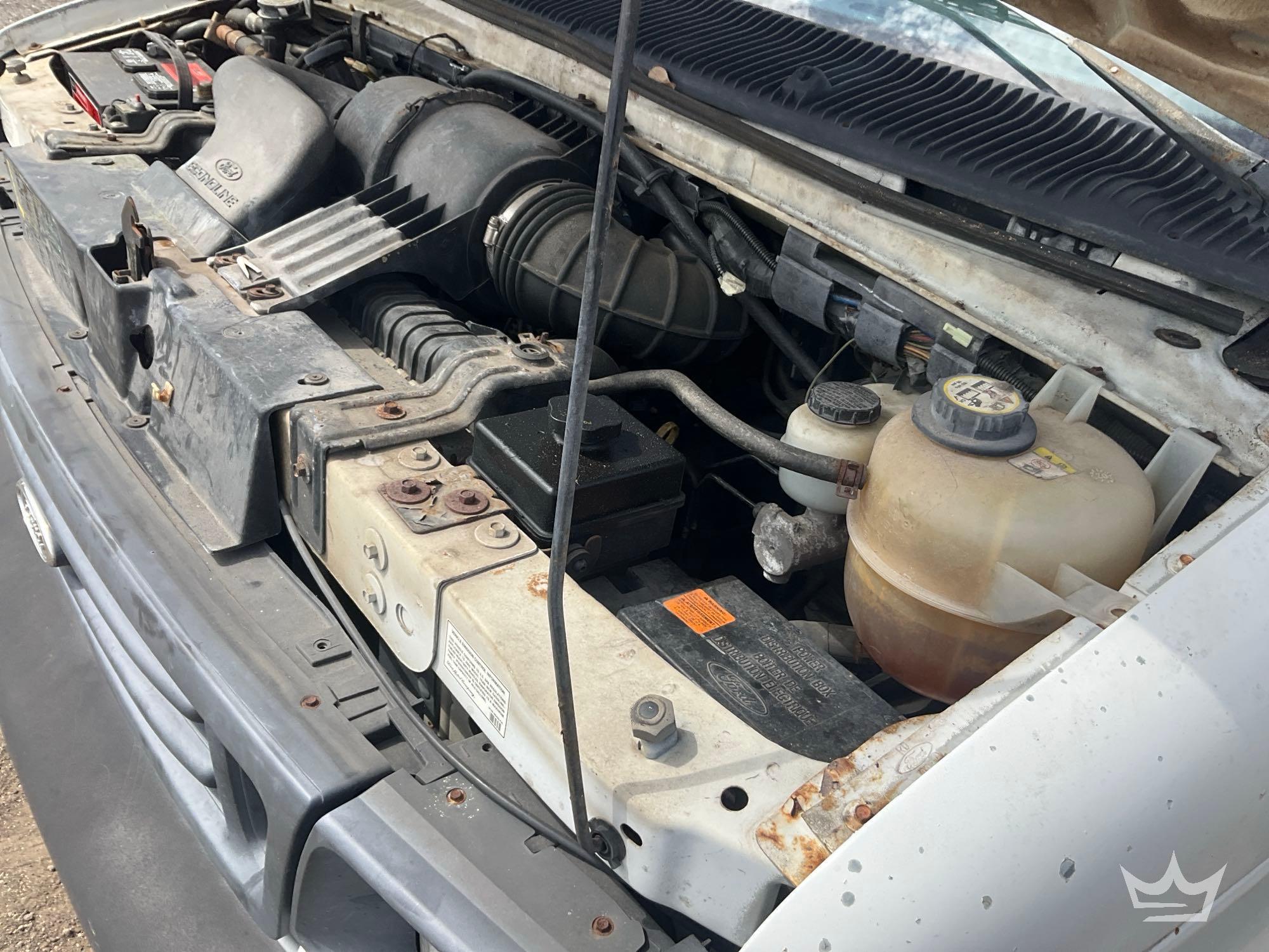 2003 Ford E-350