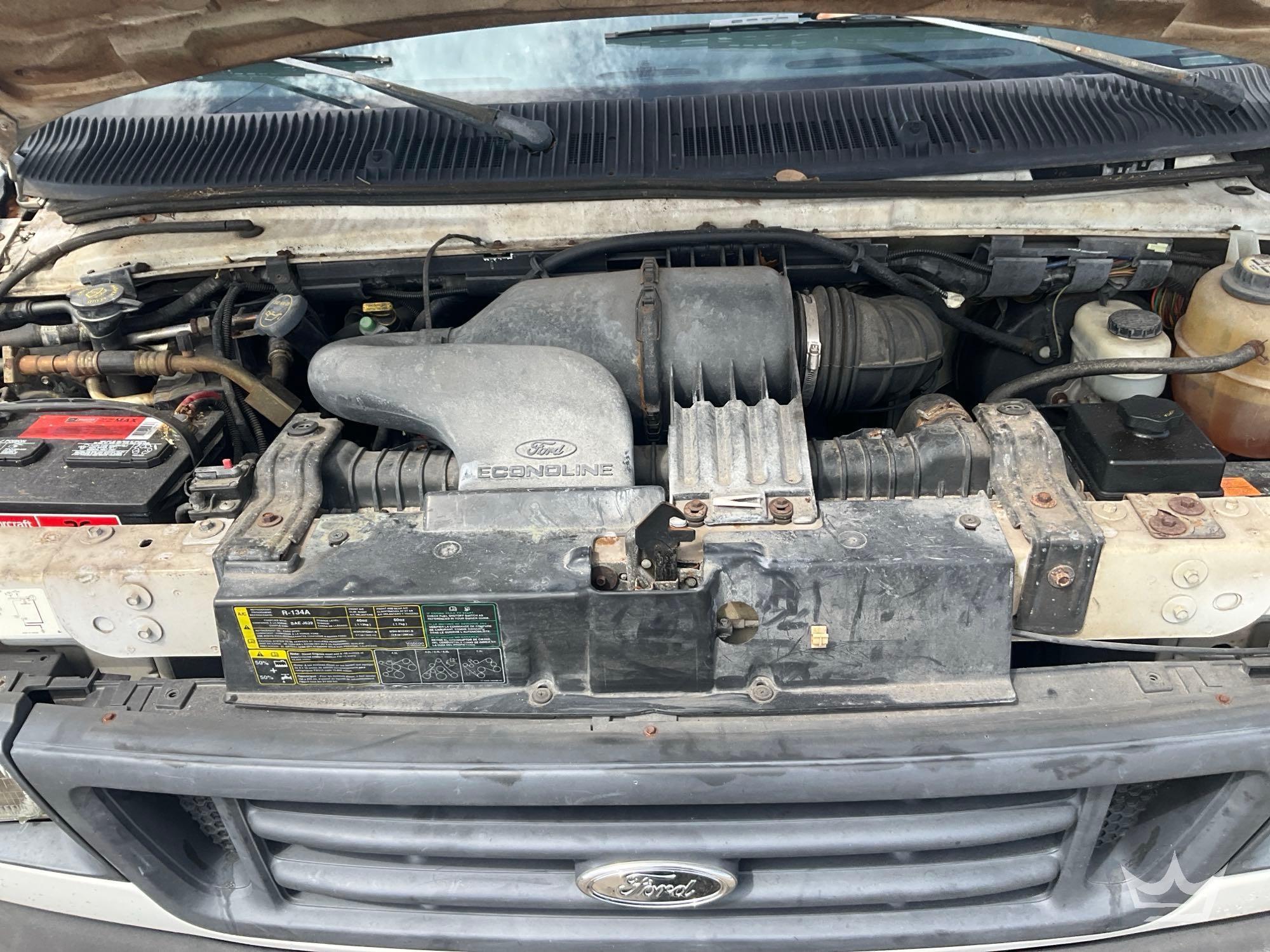 2003 Ford E-350