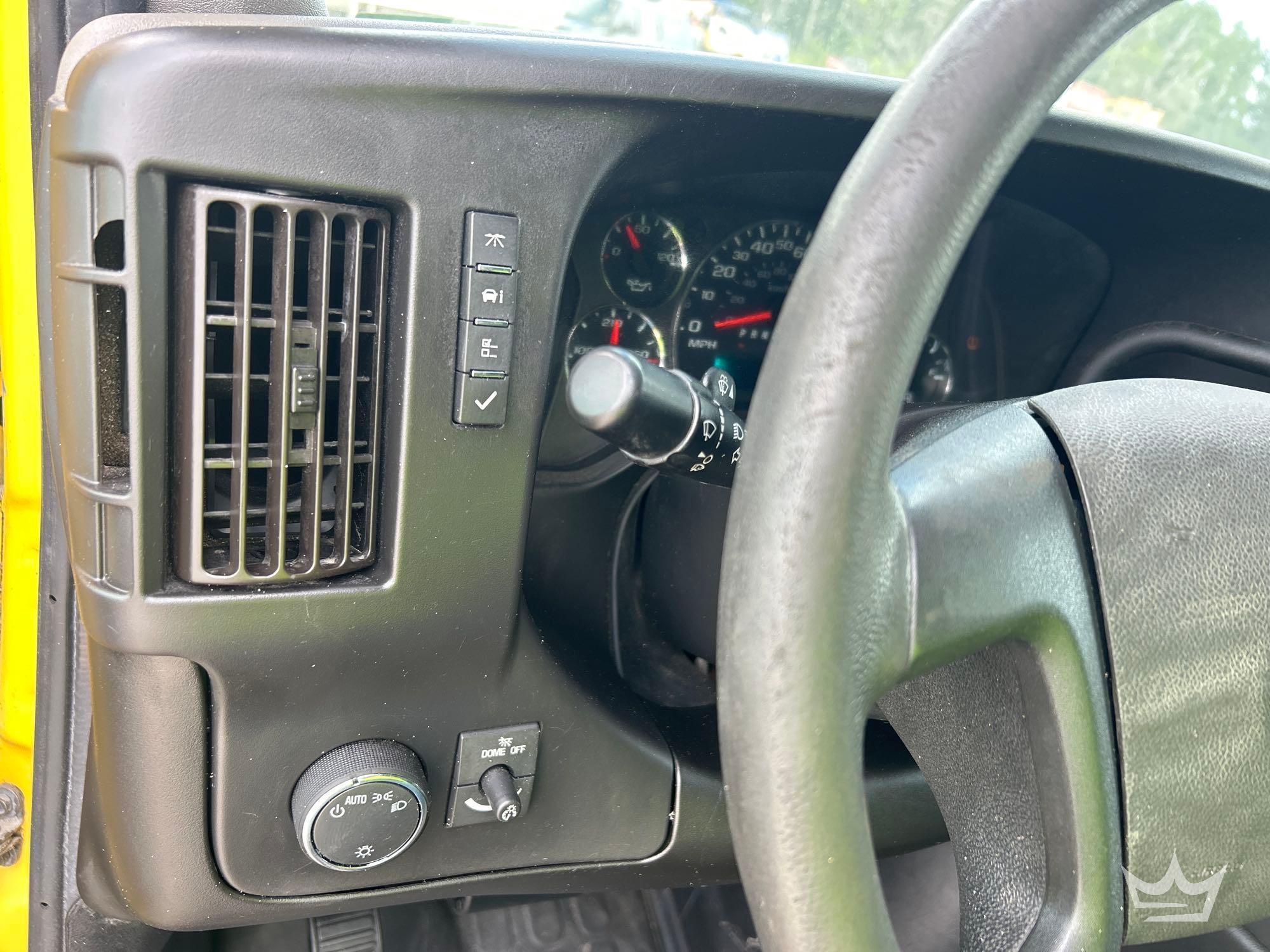 2022 Chevrolet EXPRESS 2500