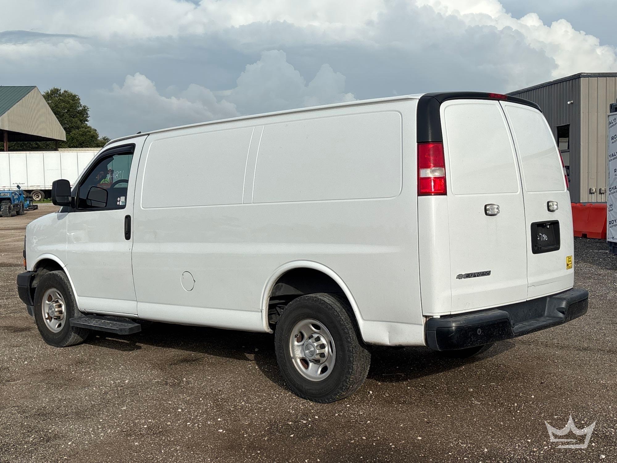 2019 Chevrolet EXPRESS 2500