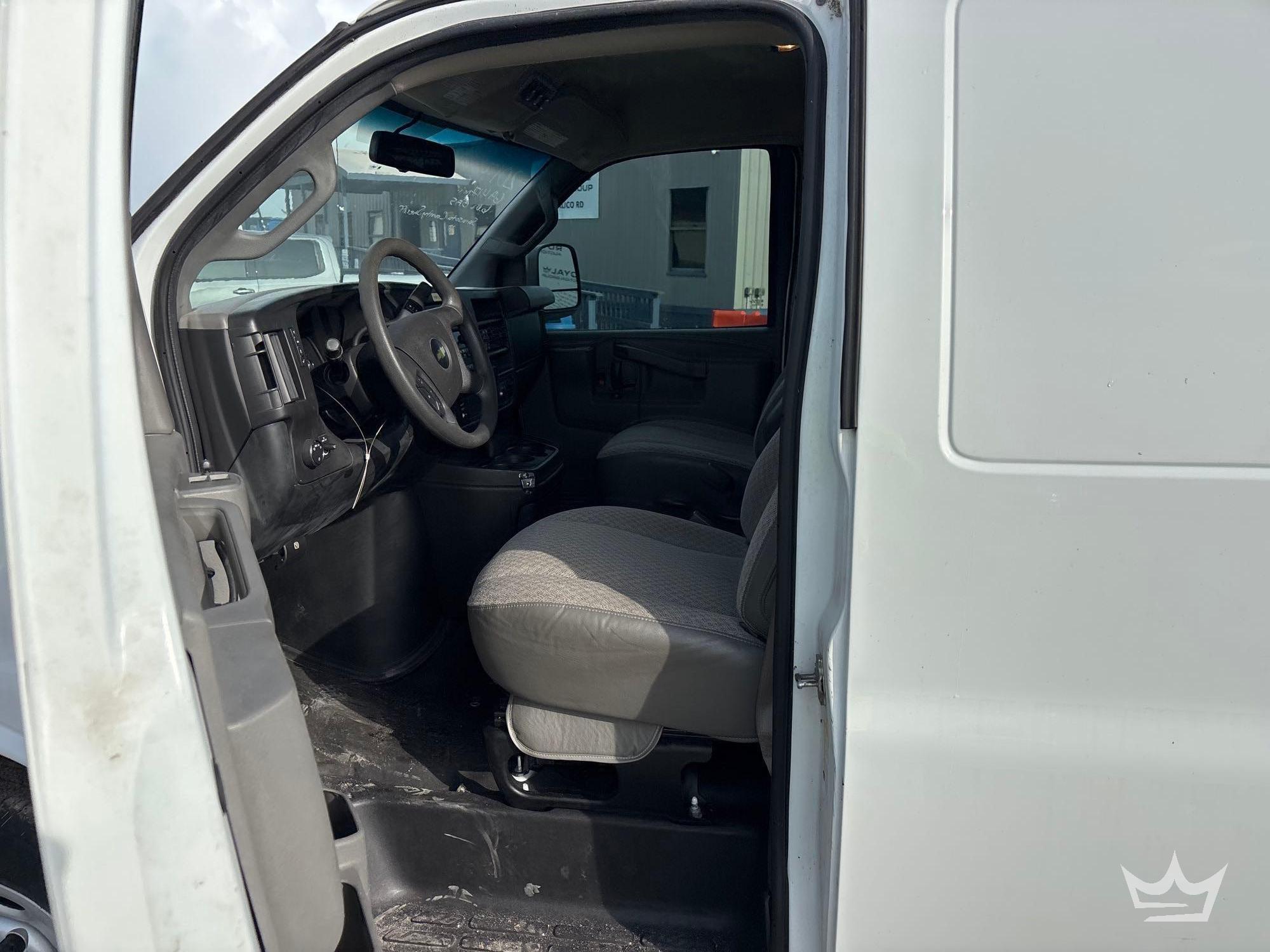 2017 Chevrolet EXPRESS 2500