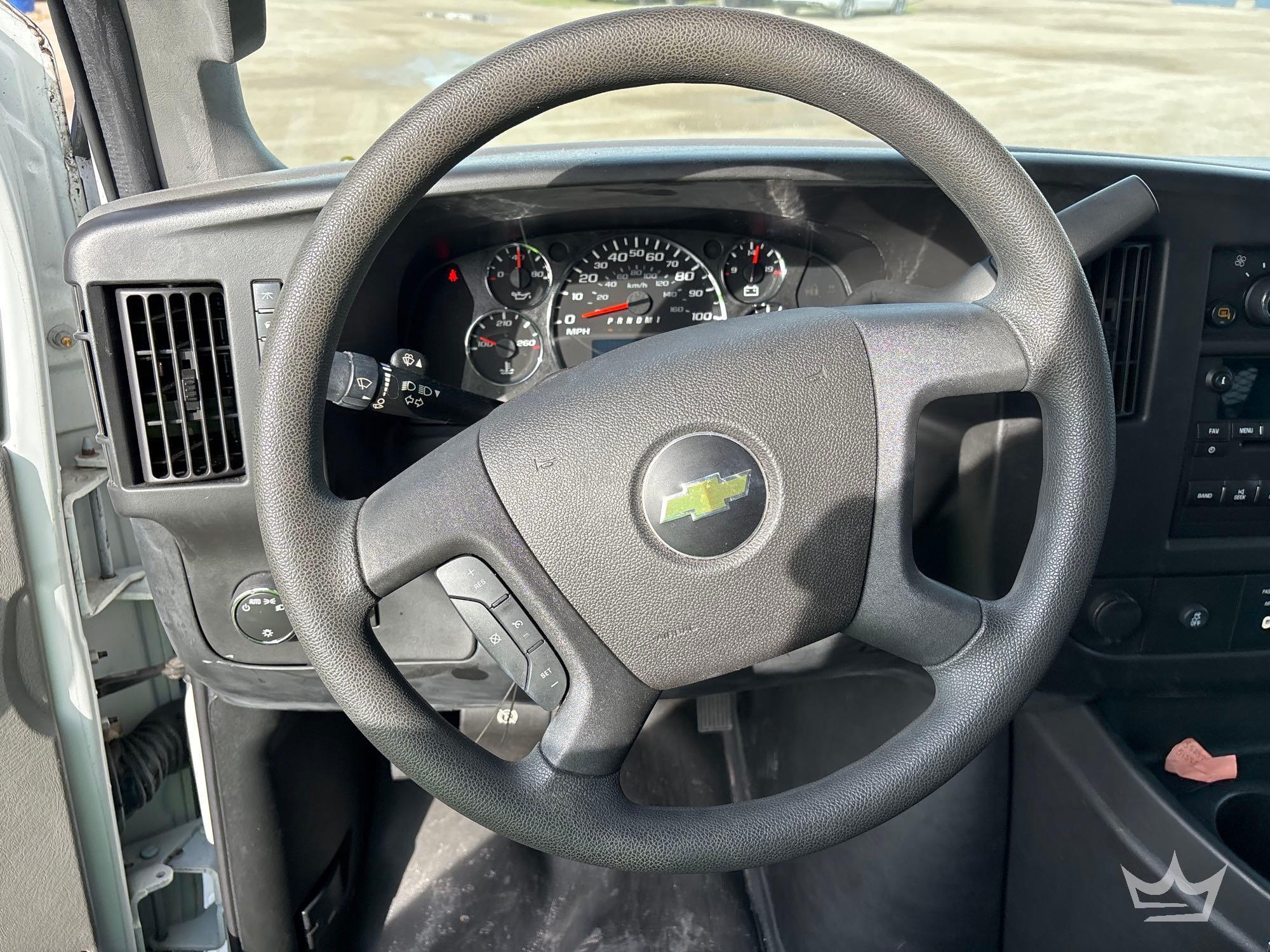2017 Chevrolet EXPRESS 2500