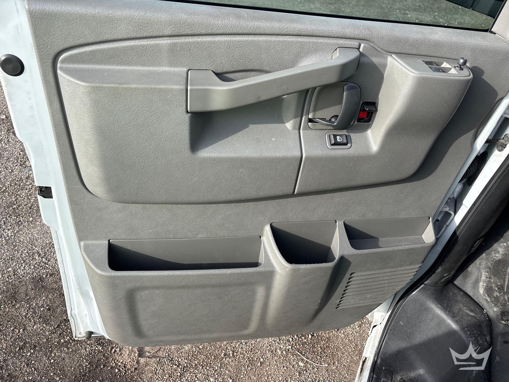 2017 Chevrolet EXPRESS 2500