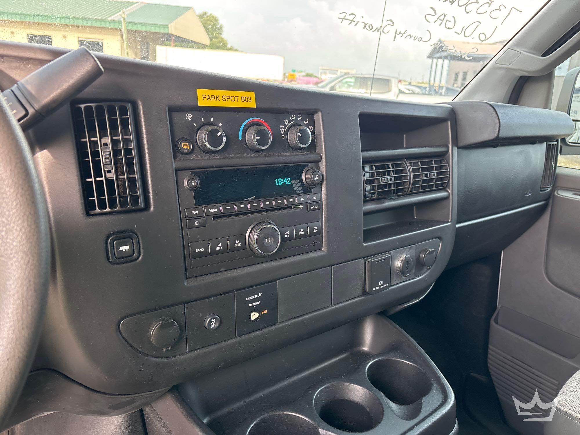 2017 Chevrolet EXPRESS 2500