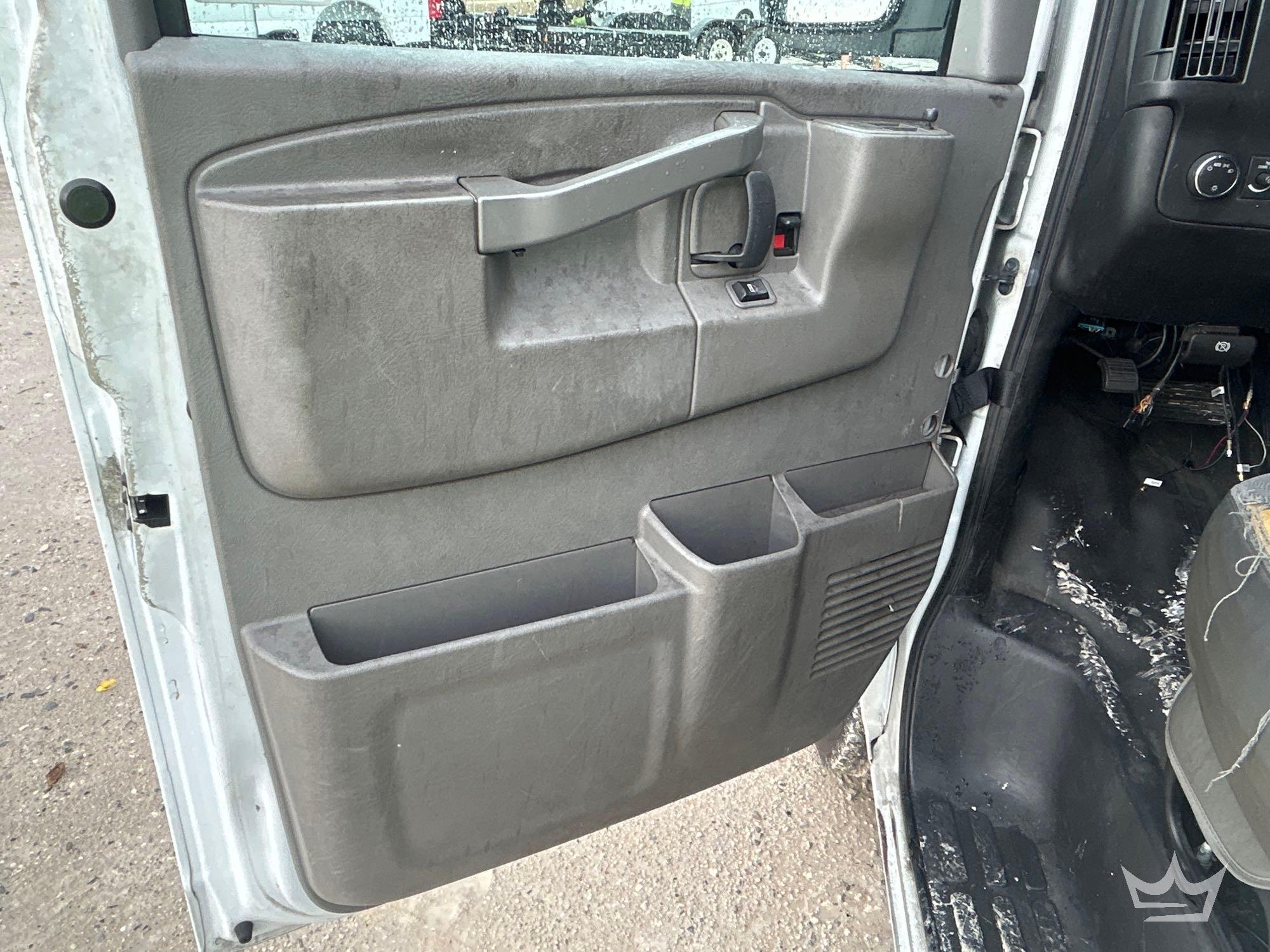 2017 Chevrolet EXPRESS 2500