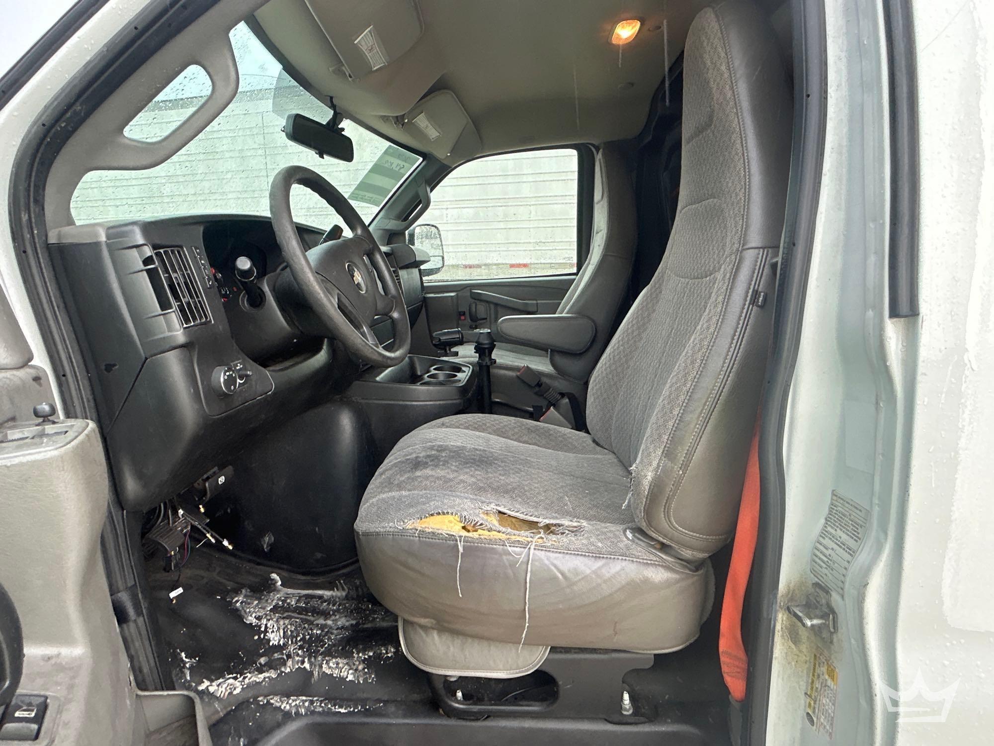 2017 Chevrolet EXPRESS 2500