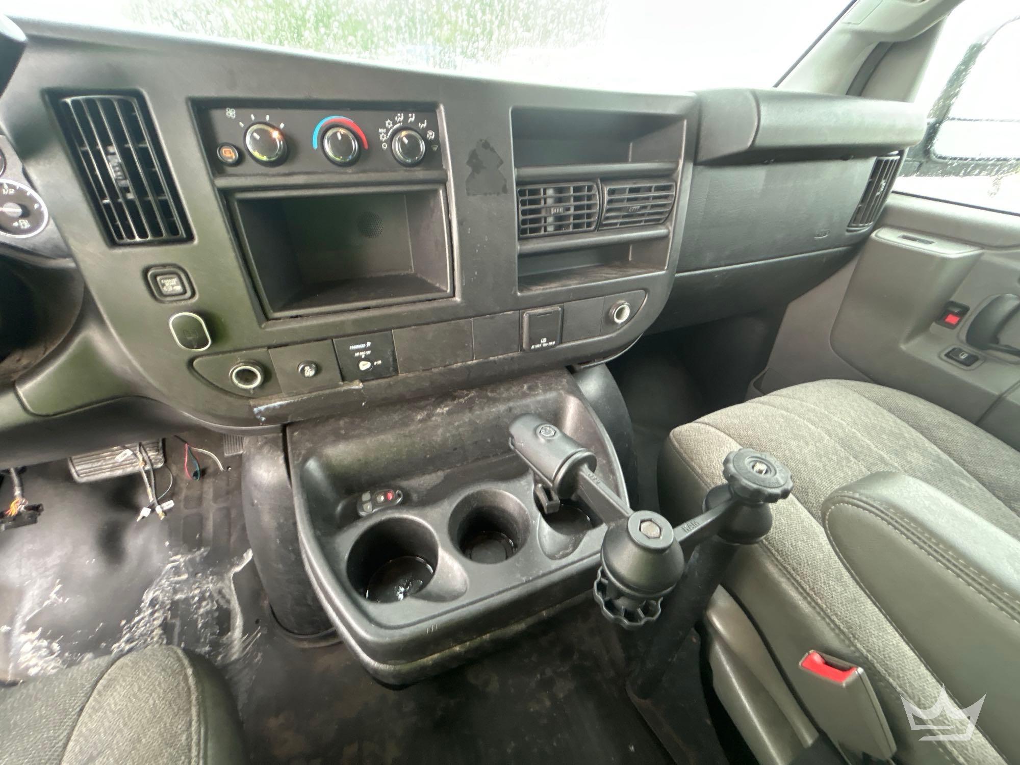 2017 Chevrolet EXPRESS 2500