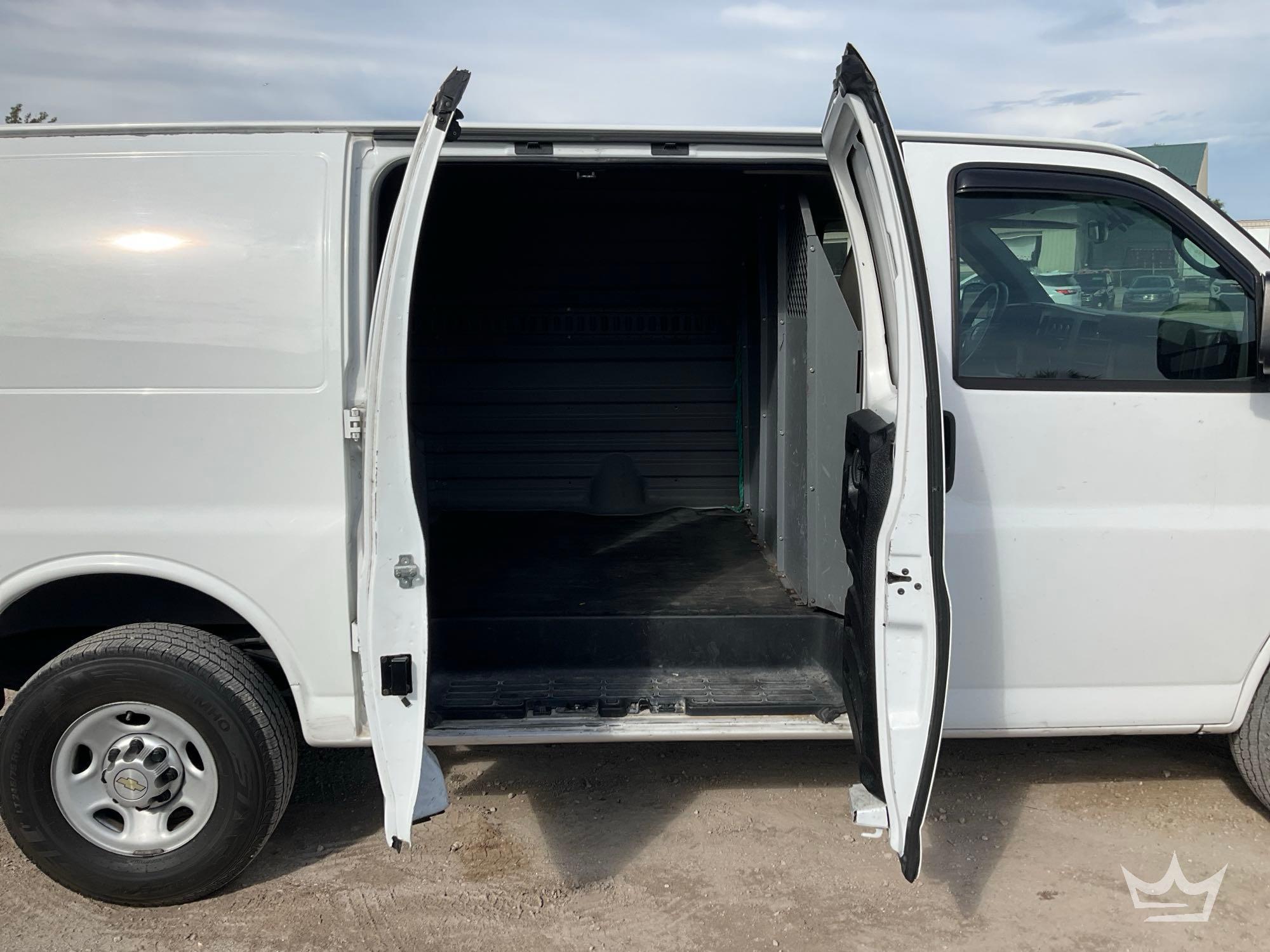 2014 Chevrolet EXPRESS 2500