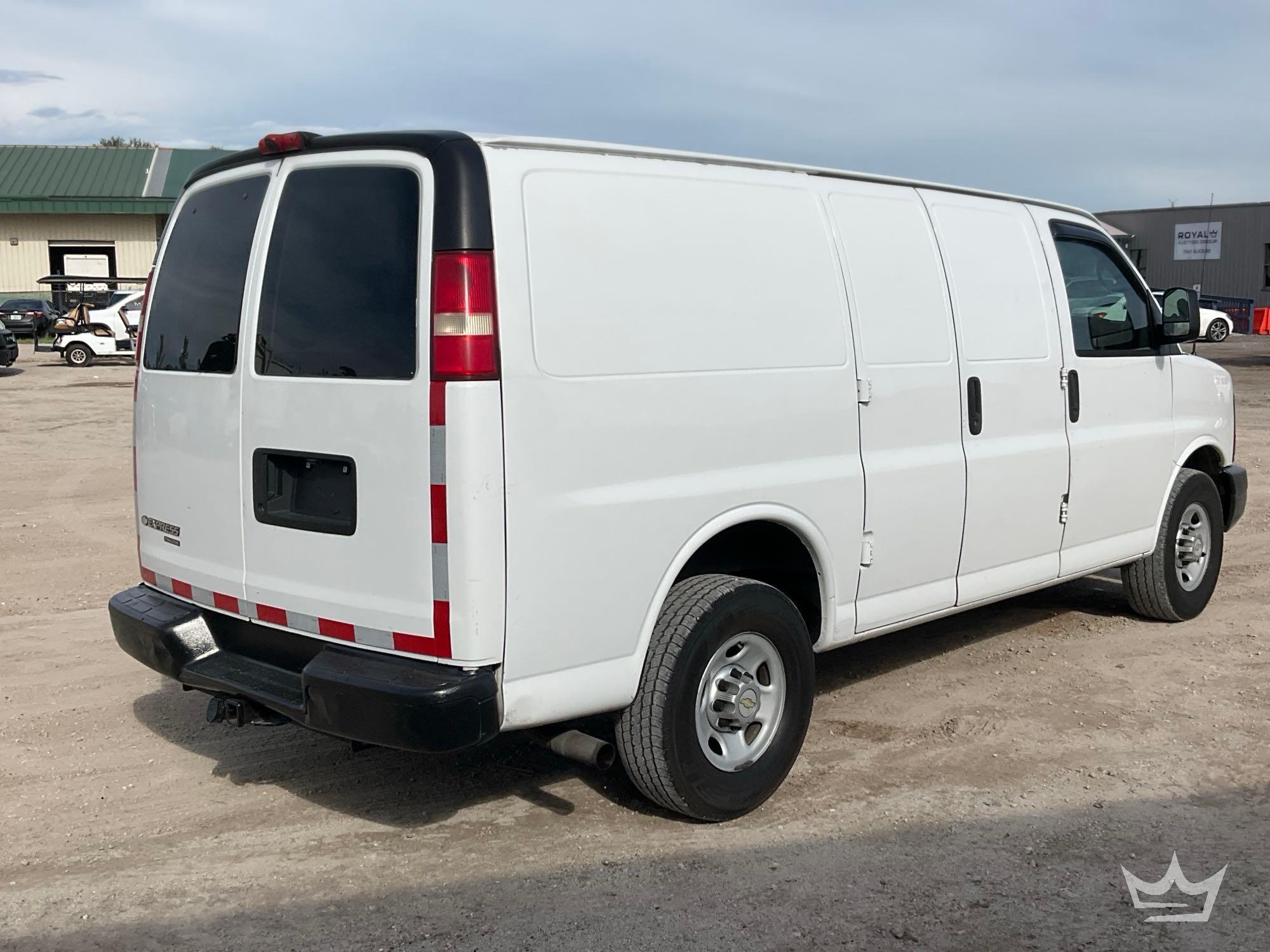 2014 Chevrolet EXPRESS 2500
