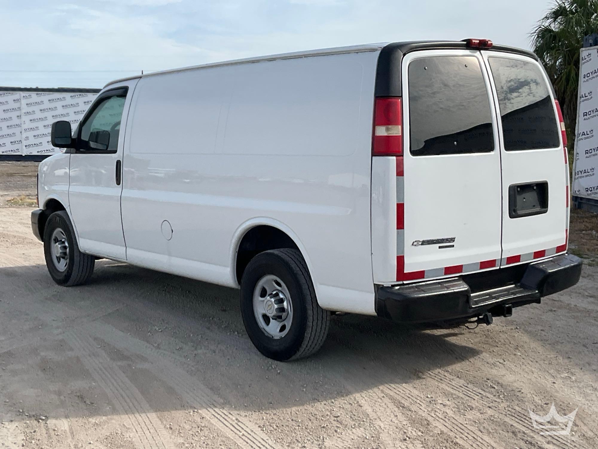 2014 Chevrolet EXPRESS 2500