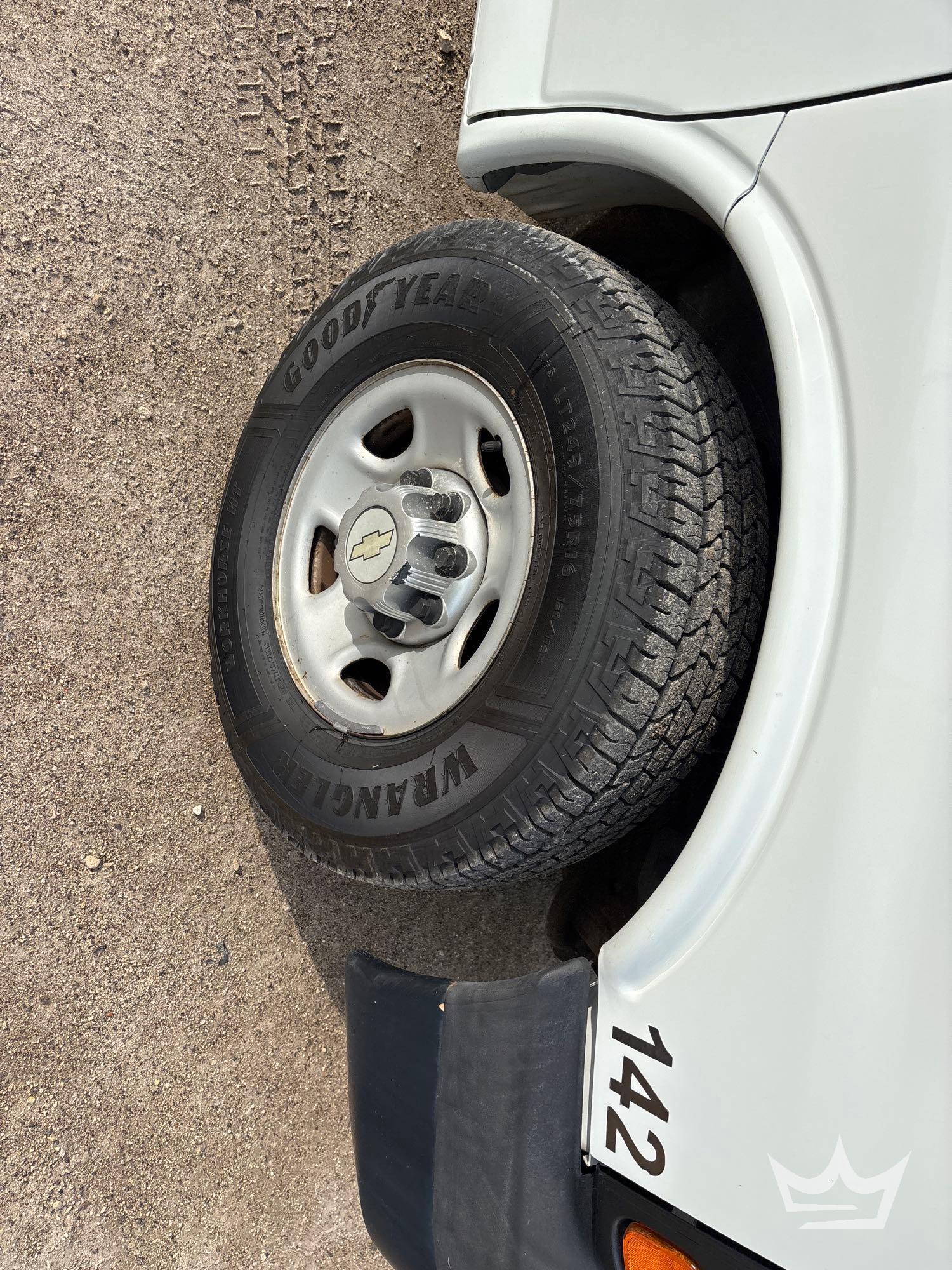 2014 Chevrolet EXPRESS 2500