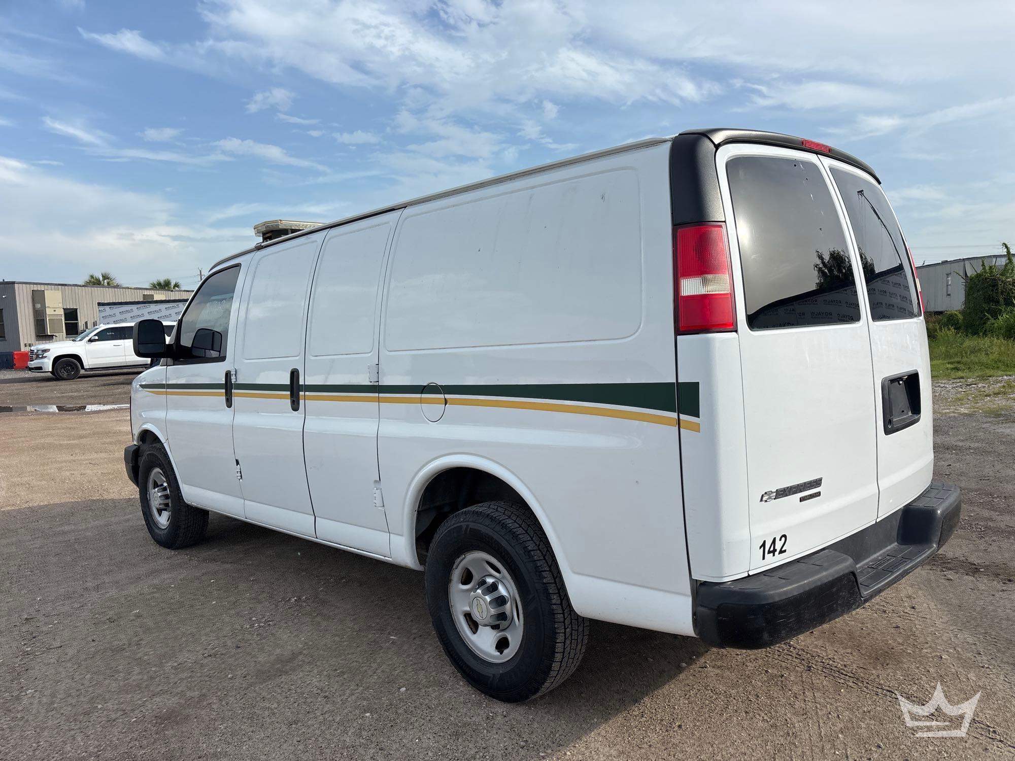 2014 Chevrolet EXPRESS 2500