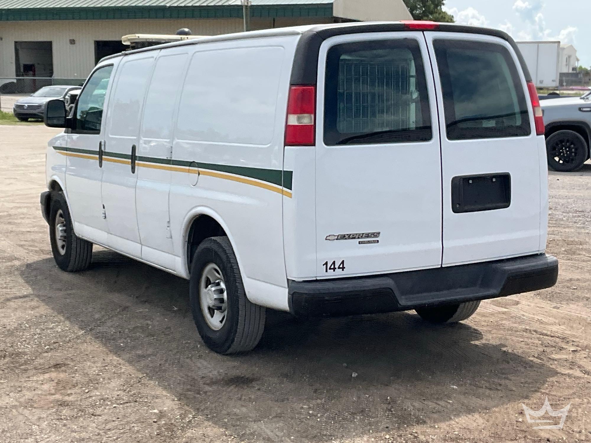 2014 Chevrolet EXPRESS 2500