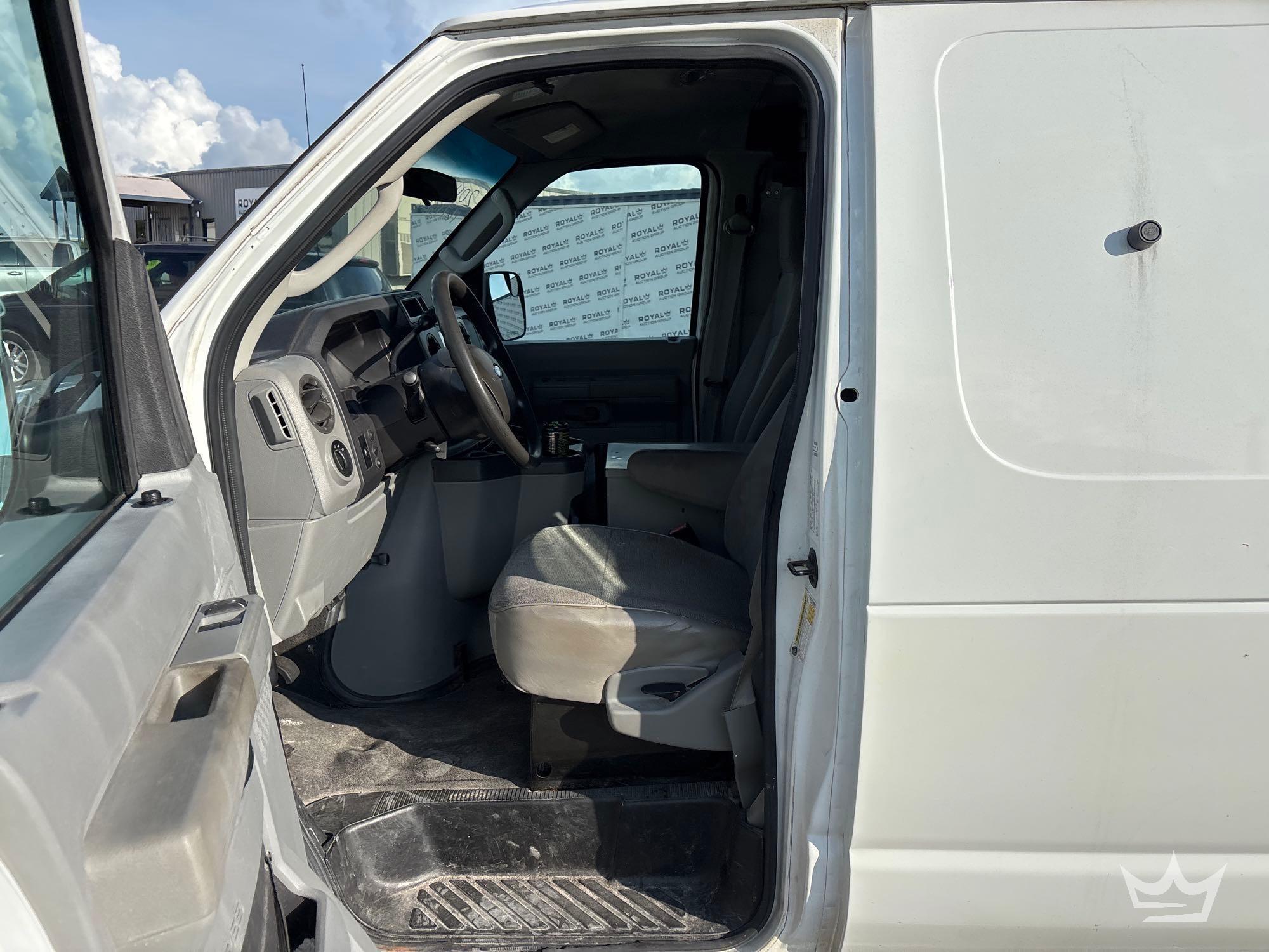 2011 Ford E-250