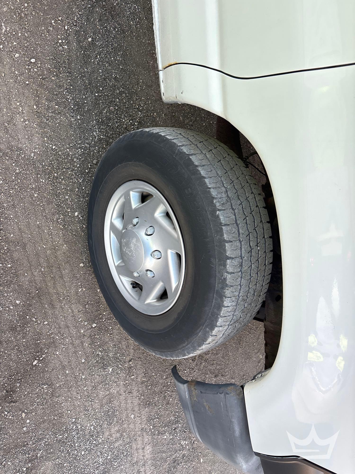 2011 Ford E-250