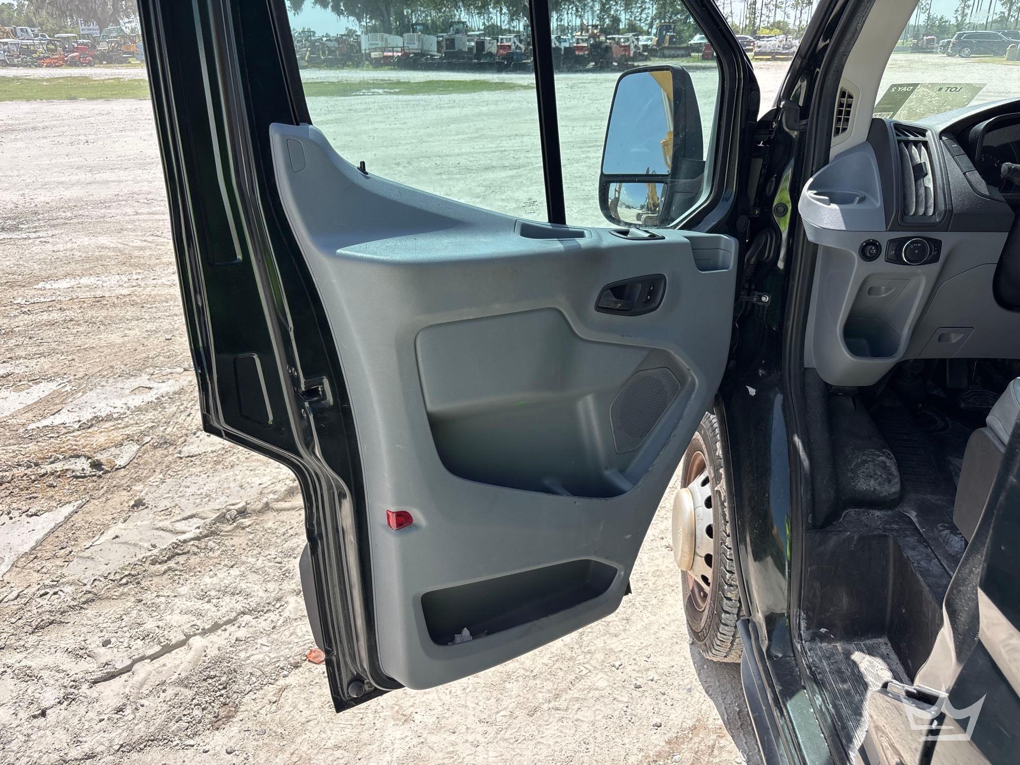 2017 Ford TRANSIT