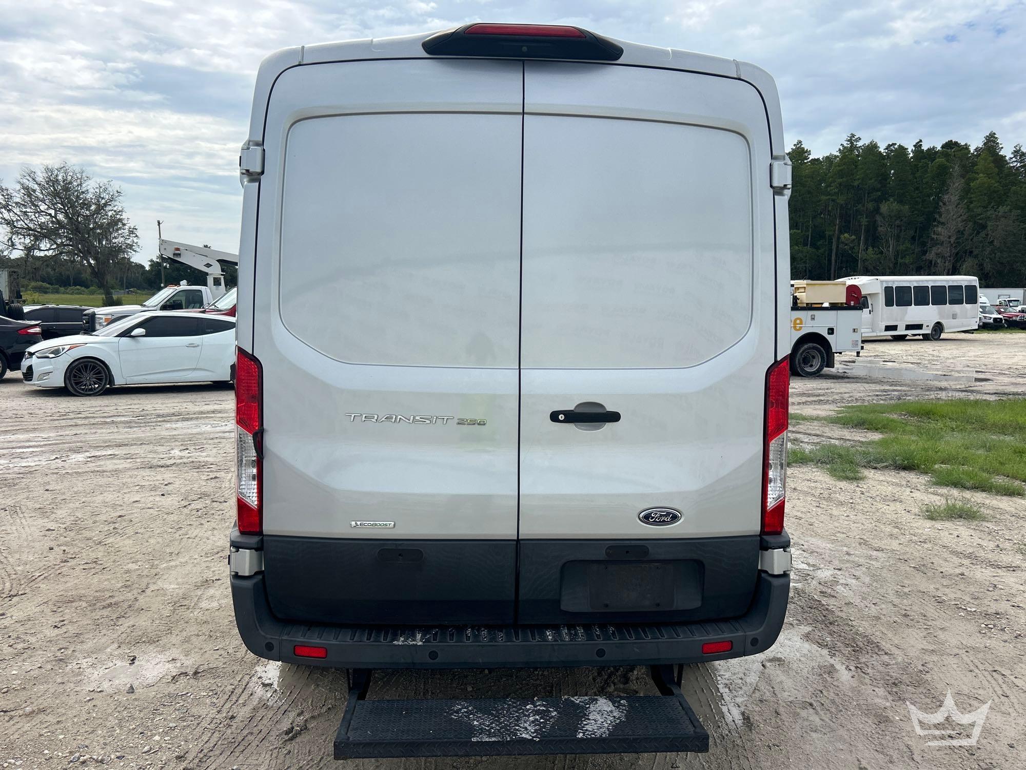 2020 Ford TRANSIT