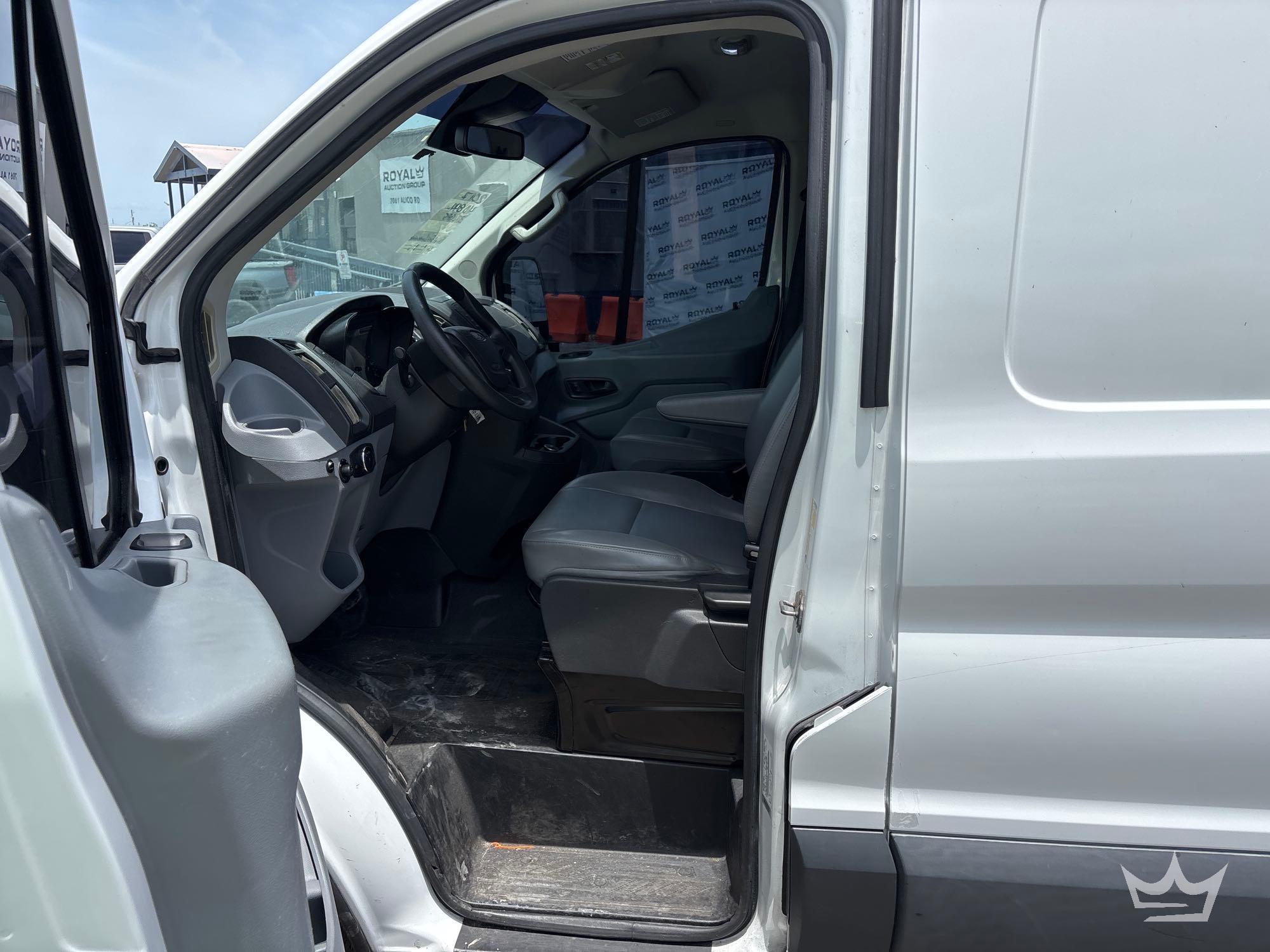 2017 Ford TRANSIT