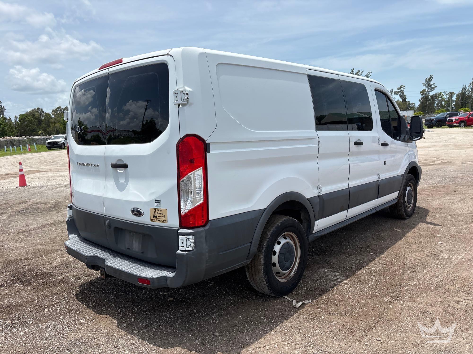 2017 Ford TRANSIT