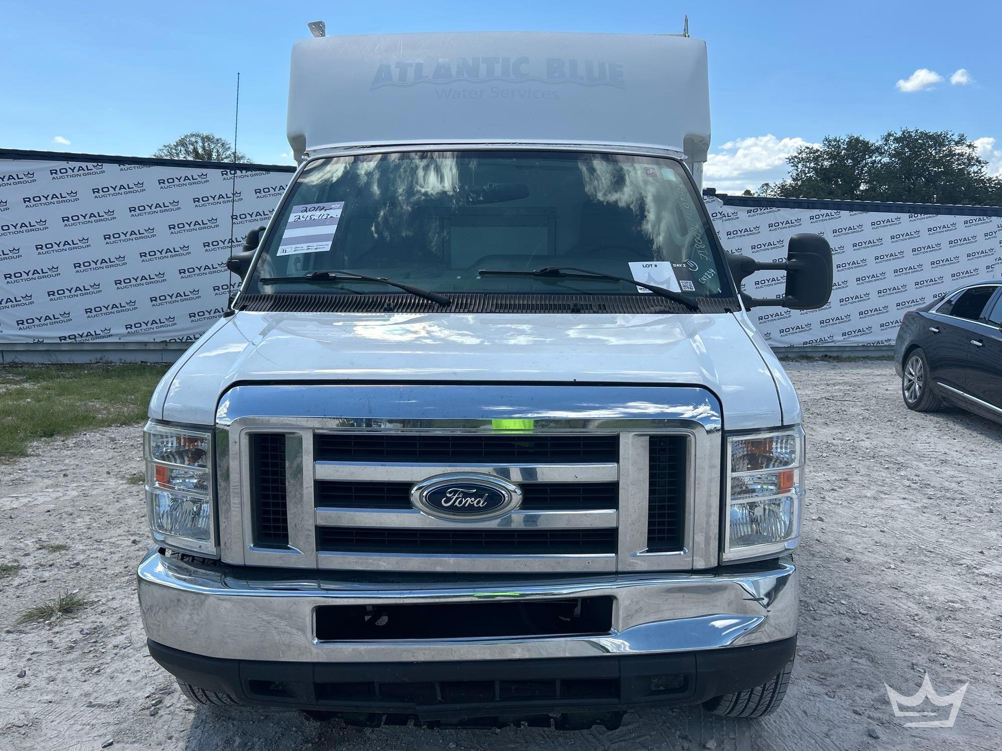 2017 Ford E350