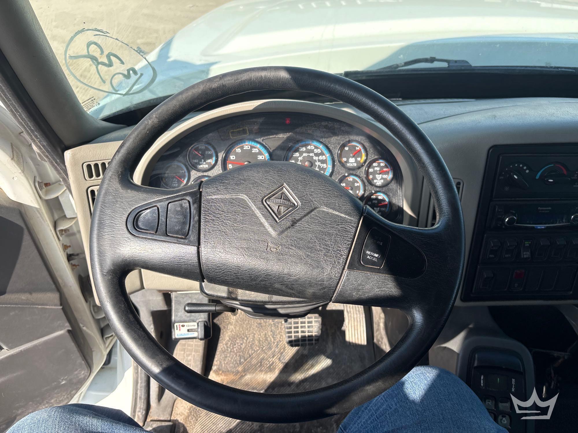2016 International WORKSTAR