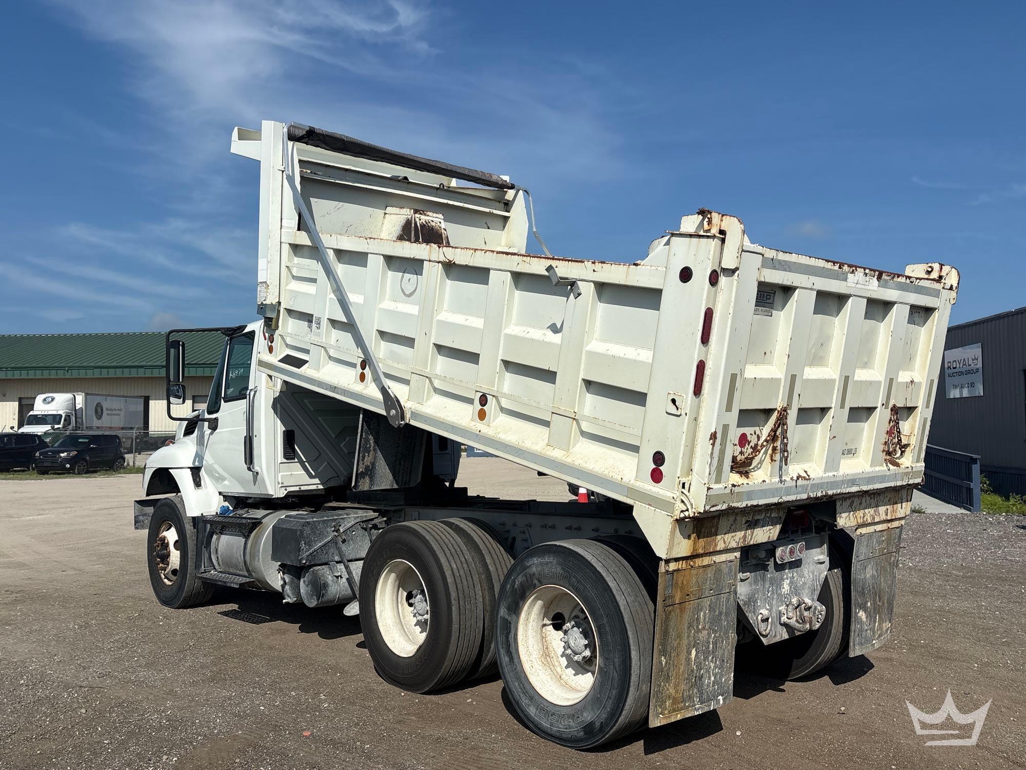 2016 International WORKSTAR
