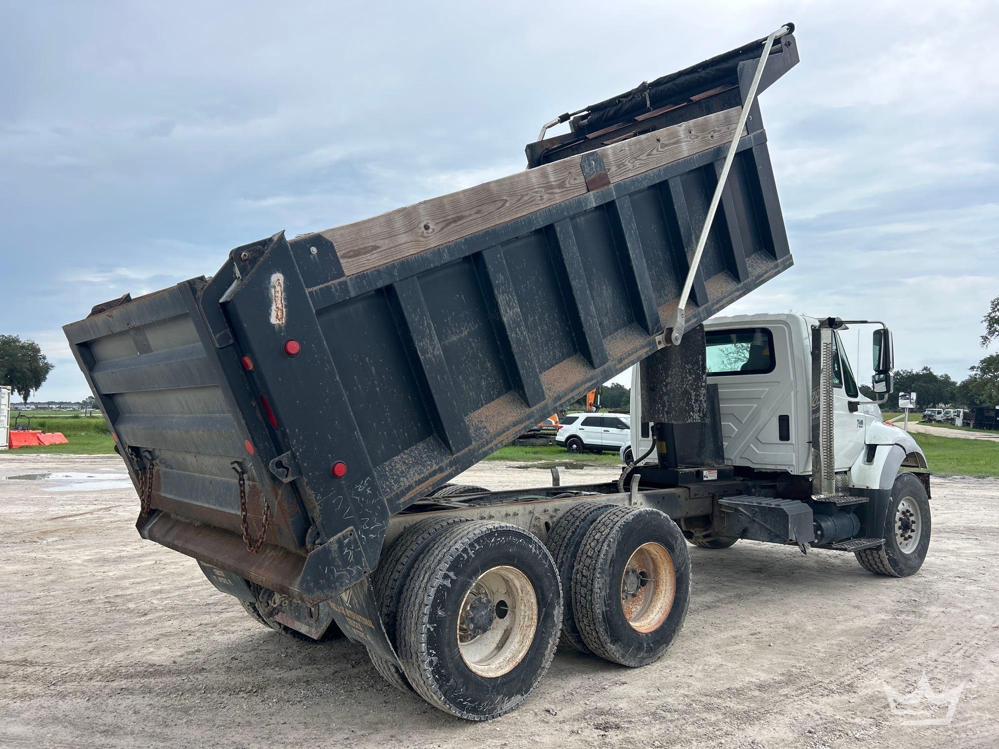 2006 International 7400