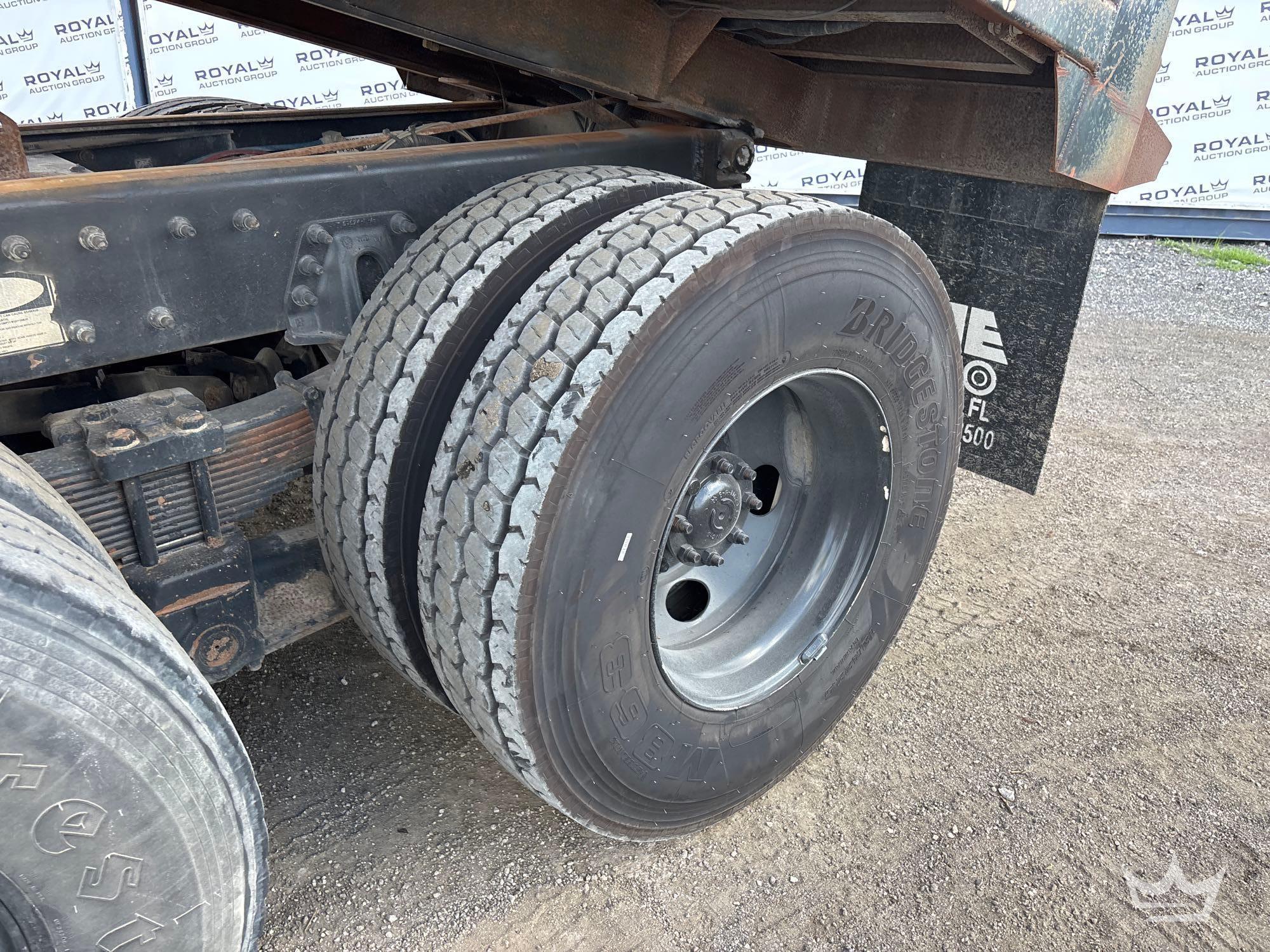 2004 International 7400