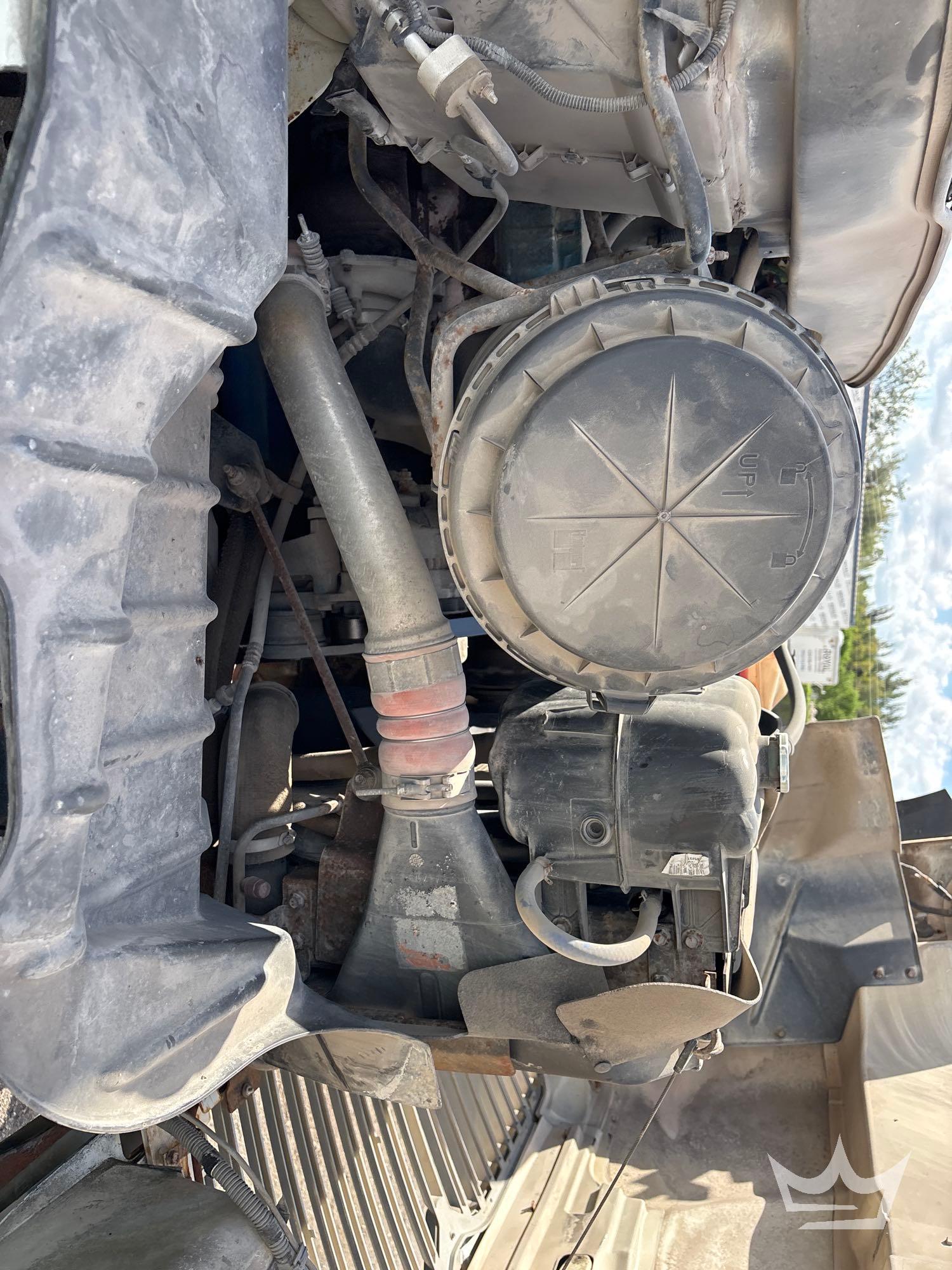 2004 International 7400