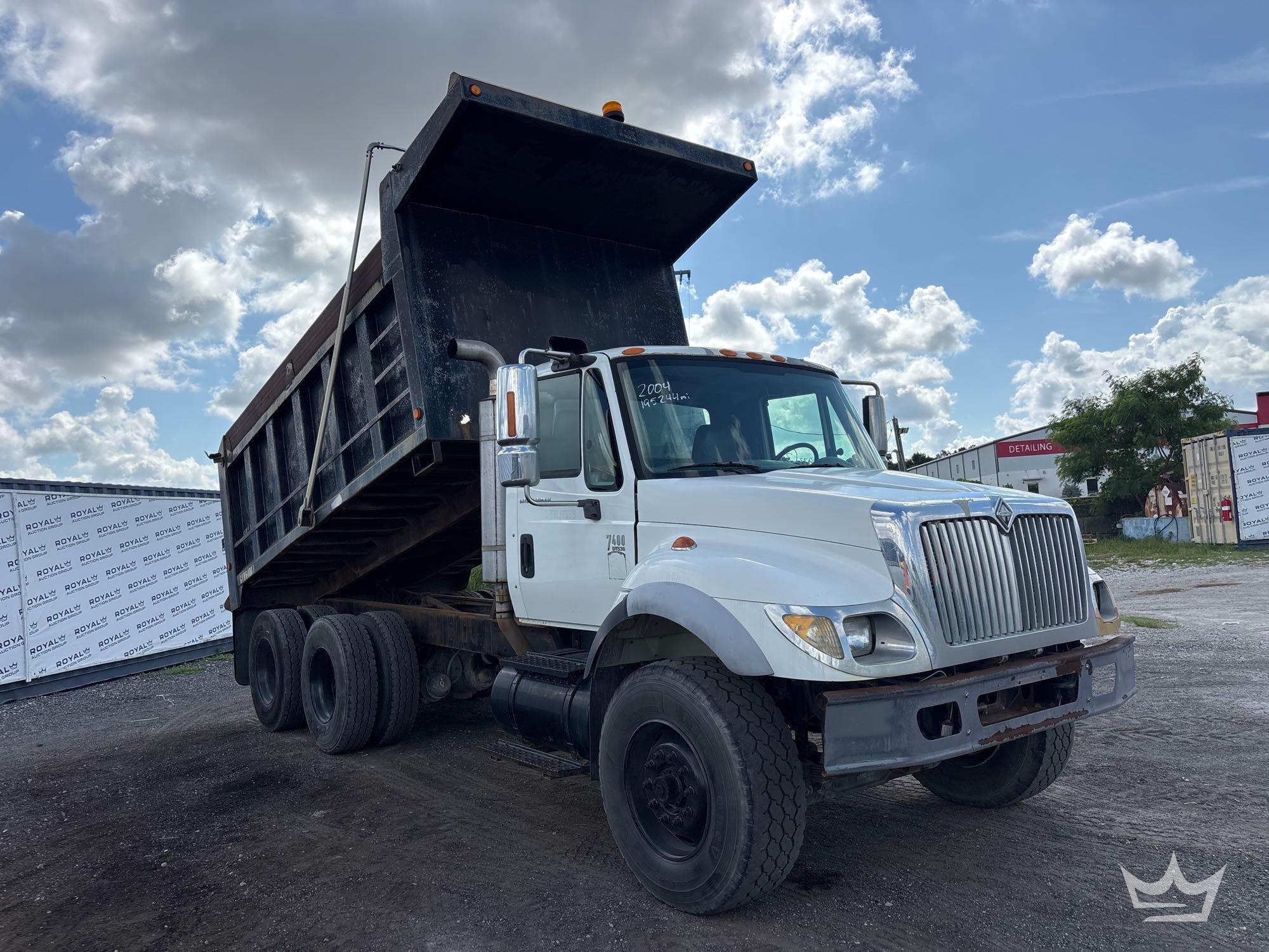 2004 International 7400