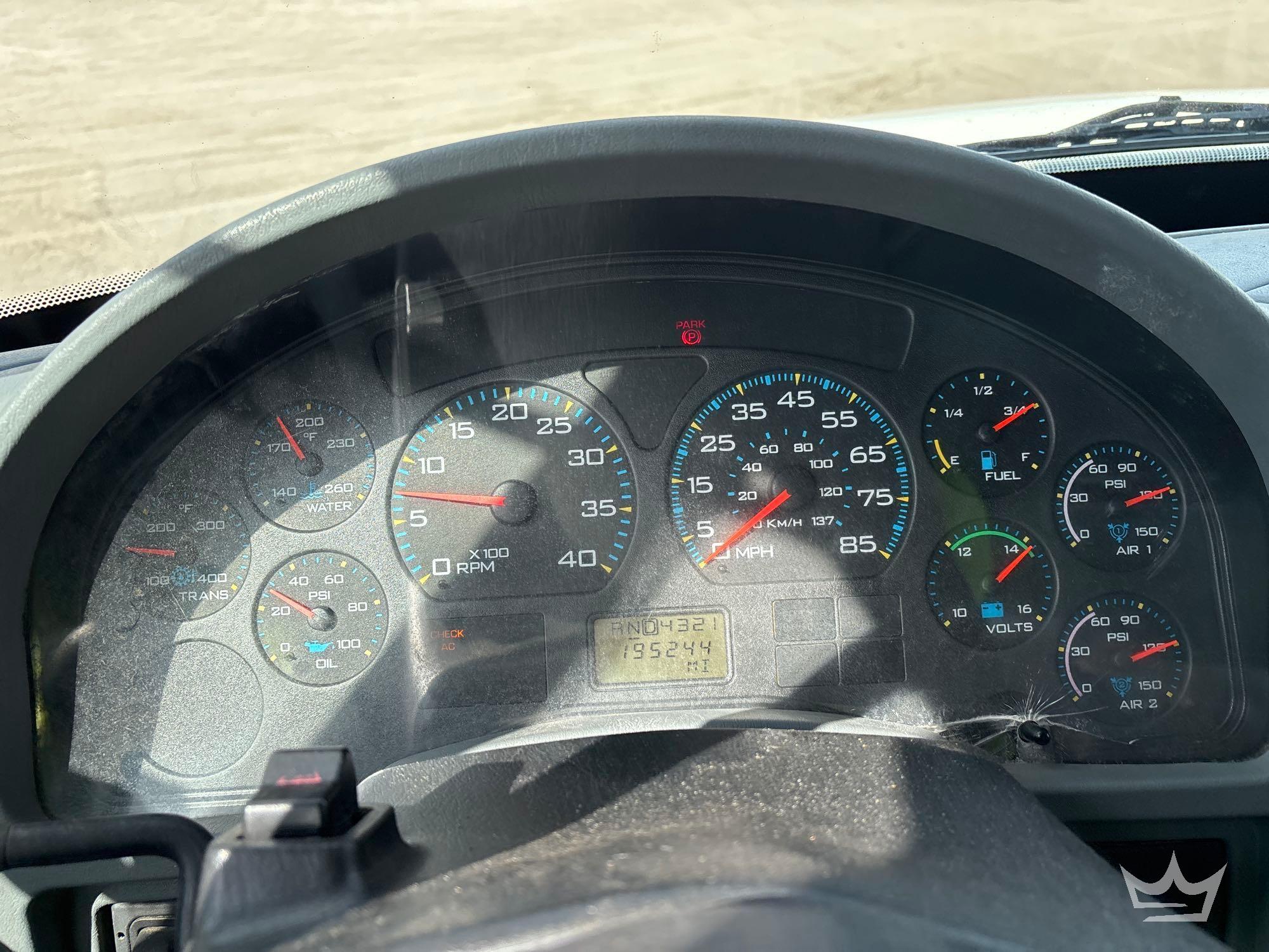 2004 International 7400