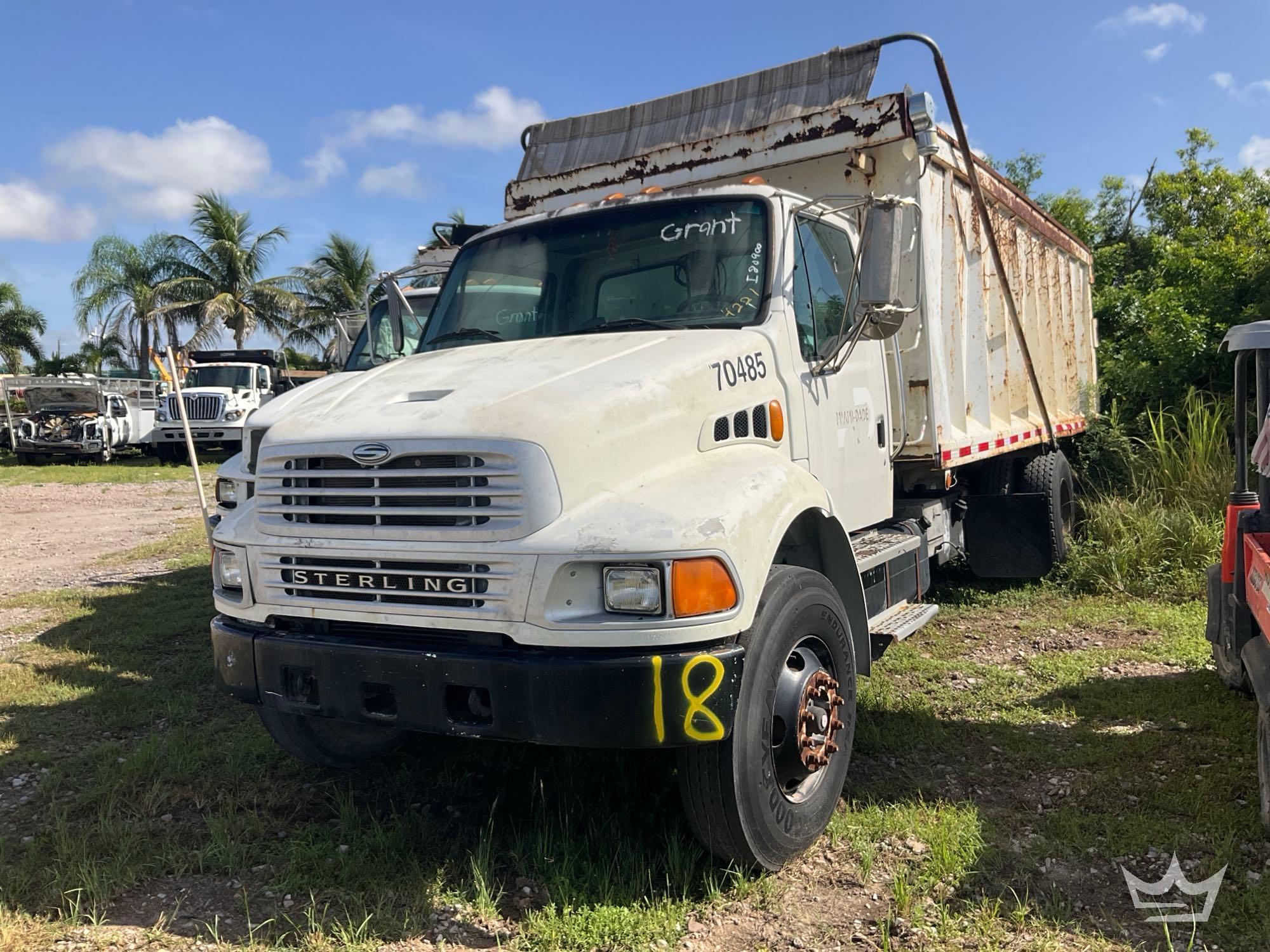 Photo of a 2002 Sterling M7500 ACTERRA