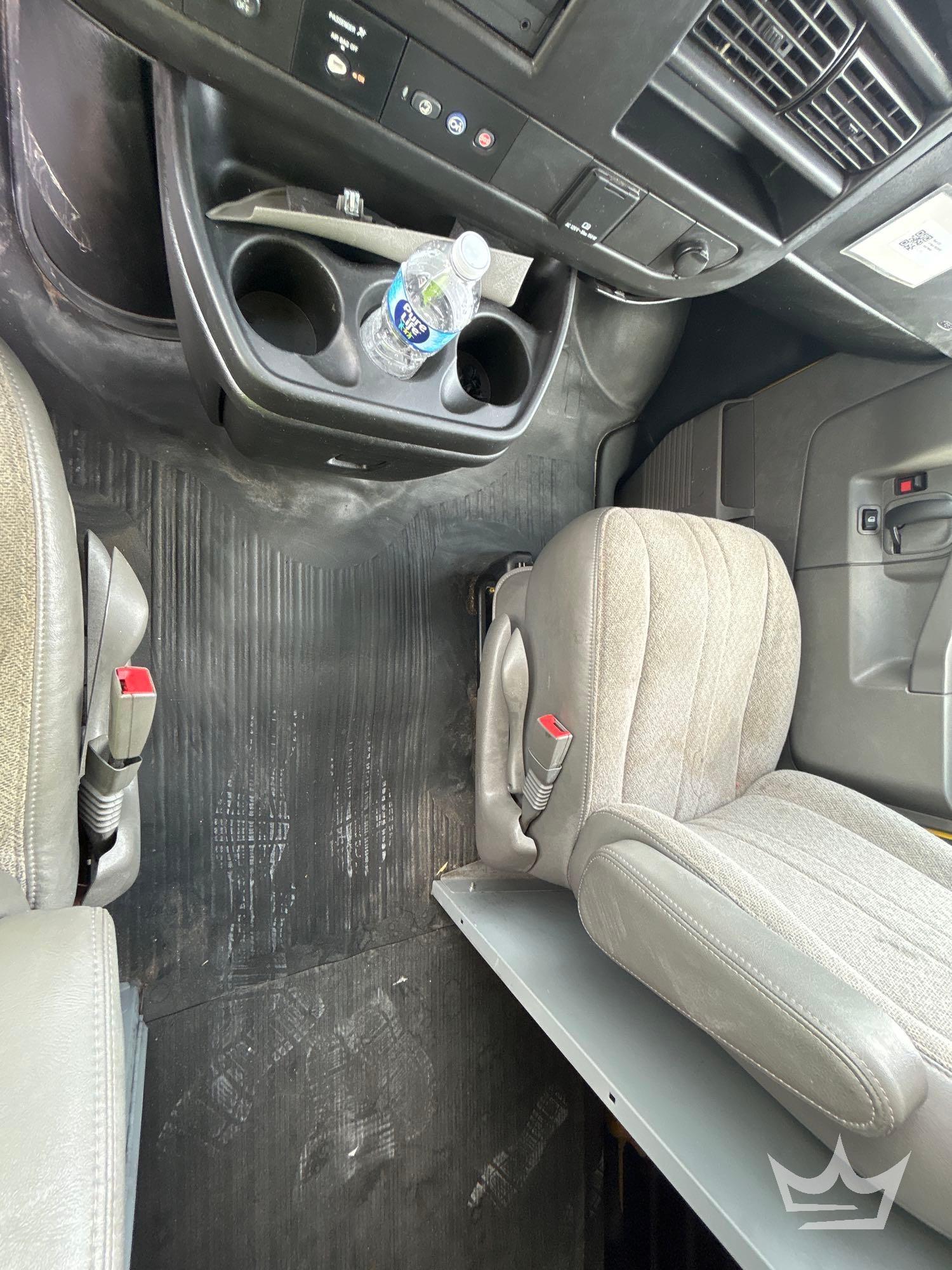 2022 Chevrolet EXPRESS 2500