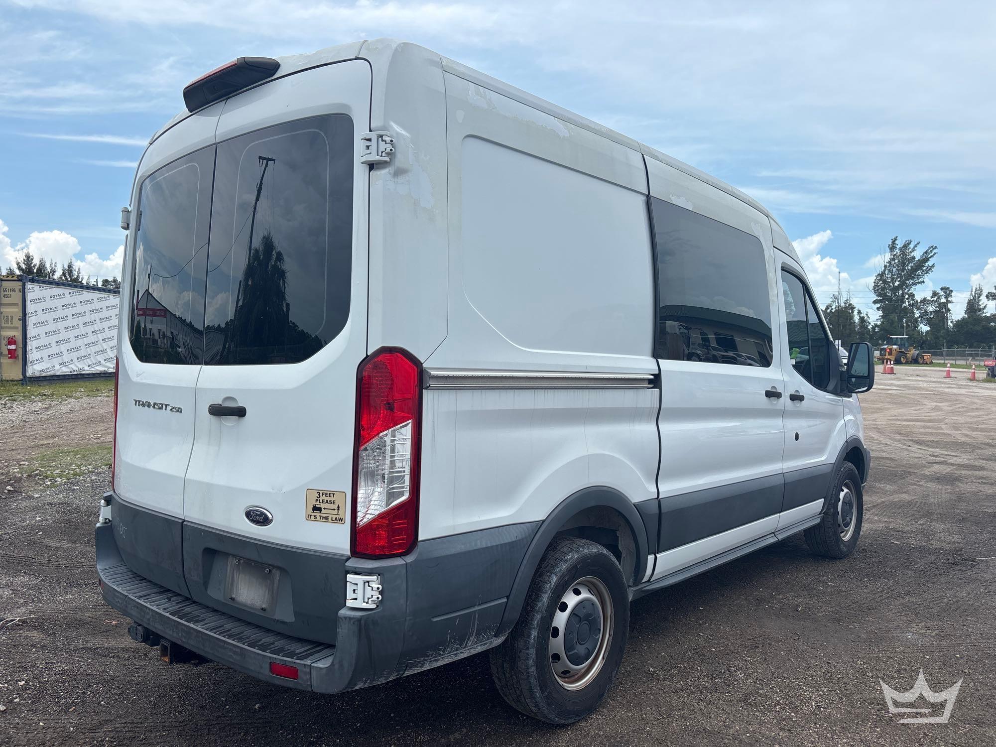 2018 Ford TRANSIT