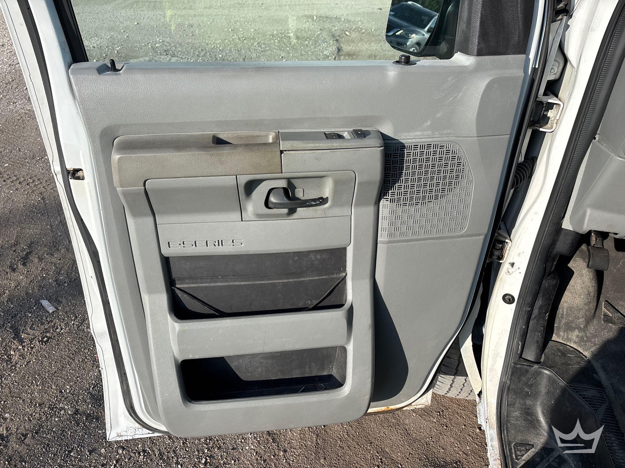 2011 Ford E-250