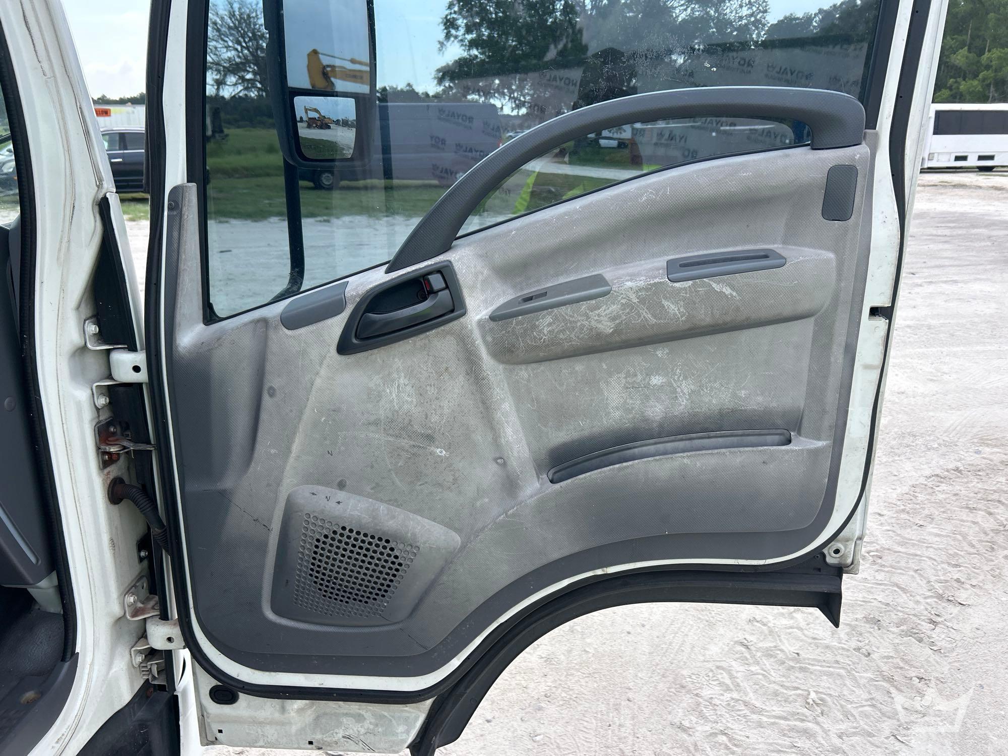 2015 Isuzu NPR