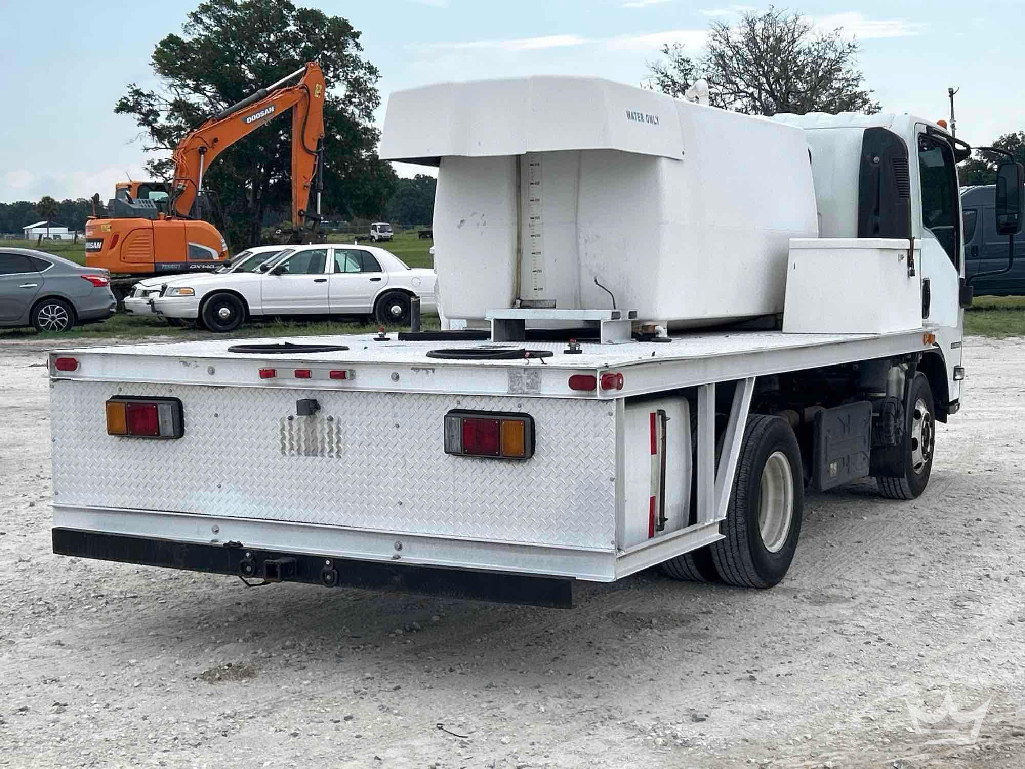 2015 Isuzu NPR
