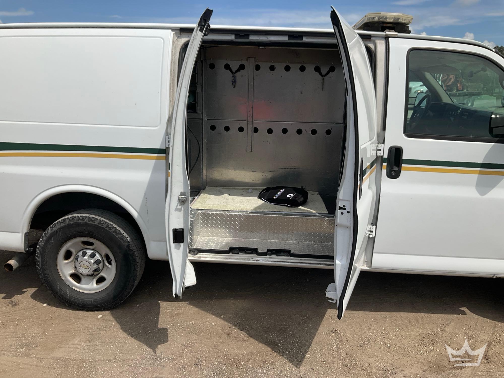 2014 Chevrolet EXPRESS 2500