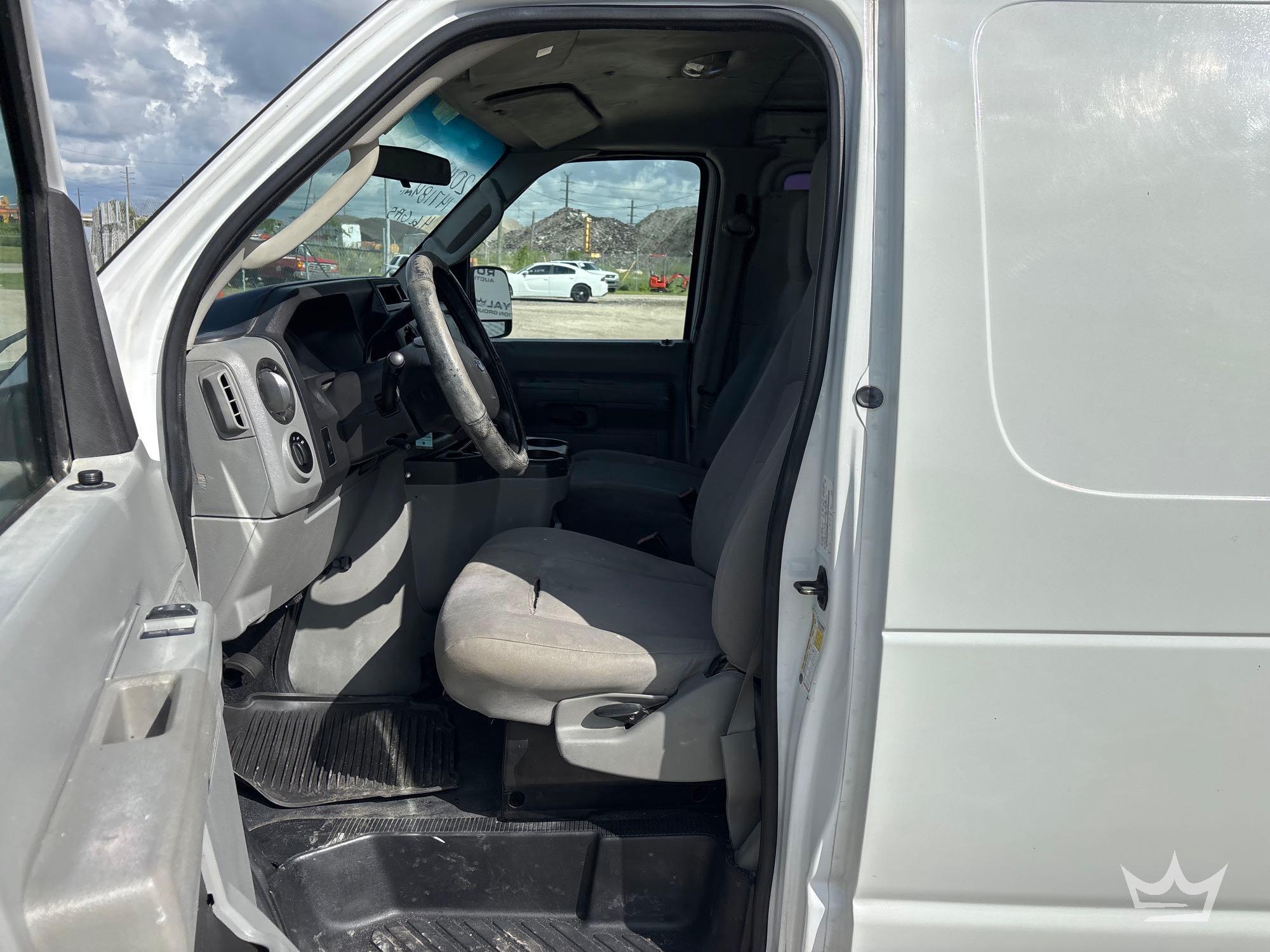2014 Ford E-250