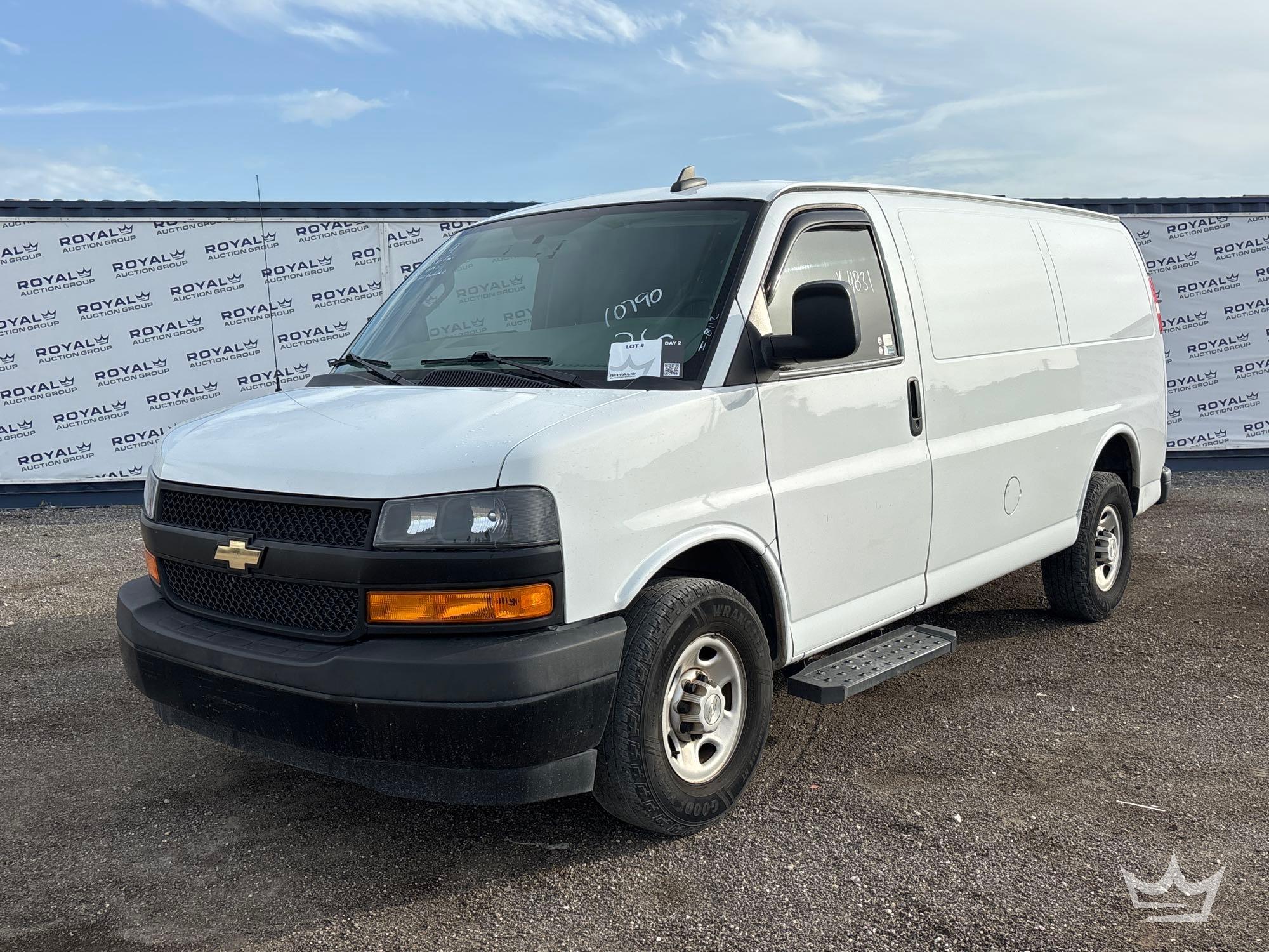 Photo of a 2019 Chevrolet Express 2500
