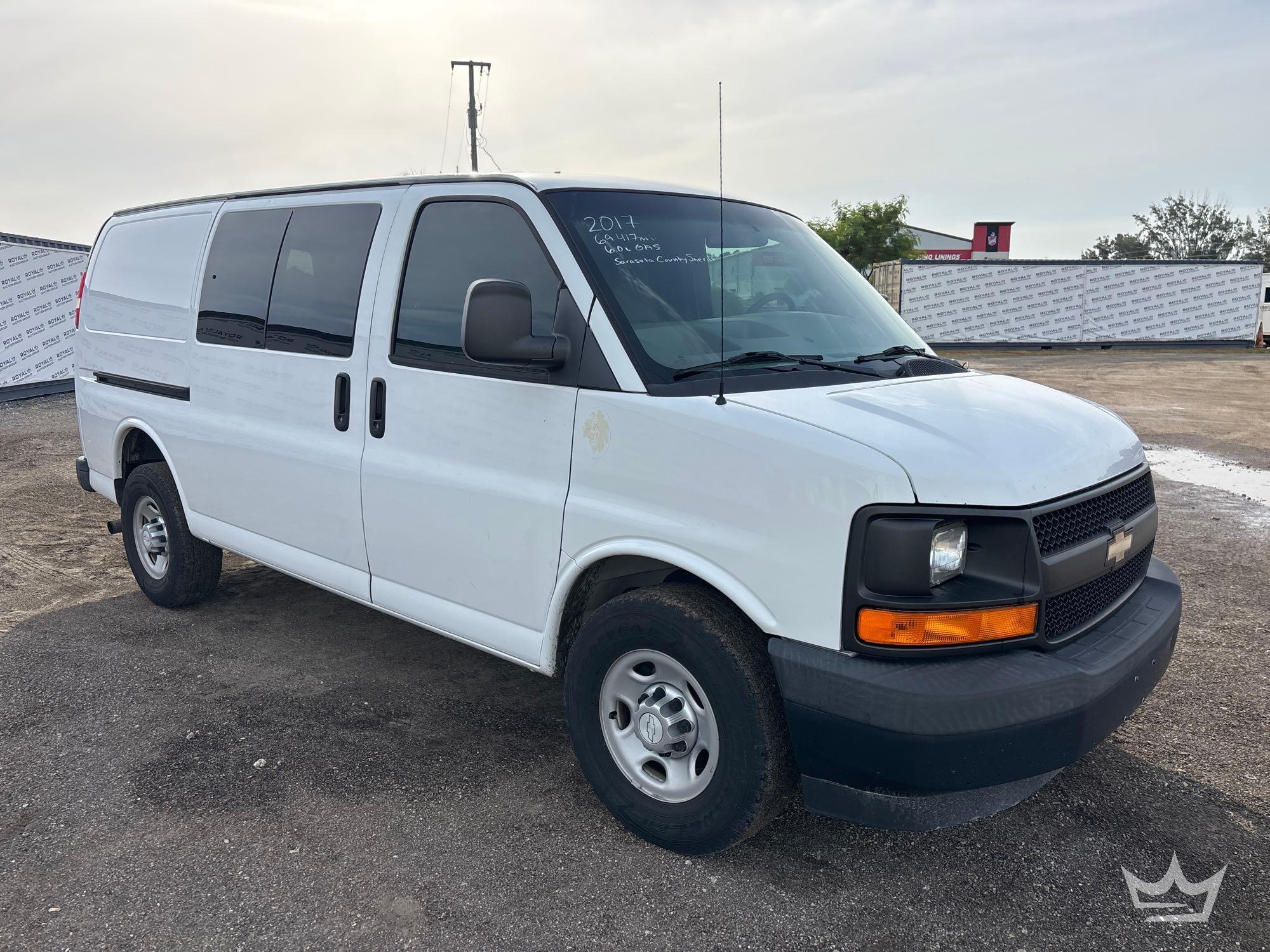 2017 Chevrolet EXPRESS 2500