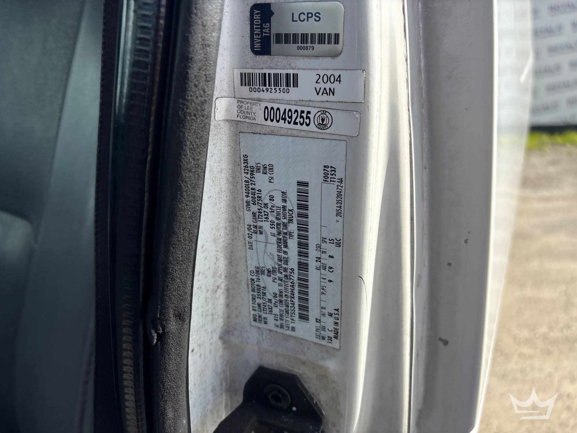 2004 Ford E350