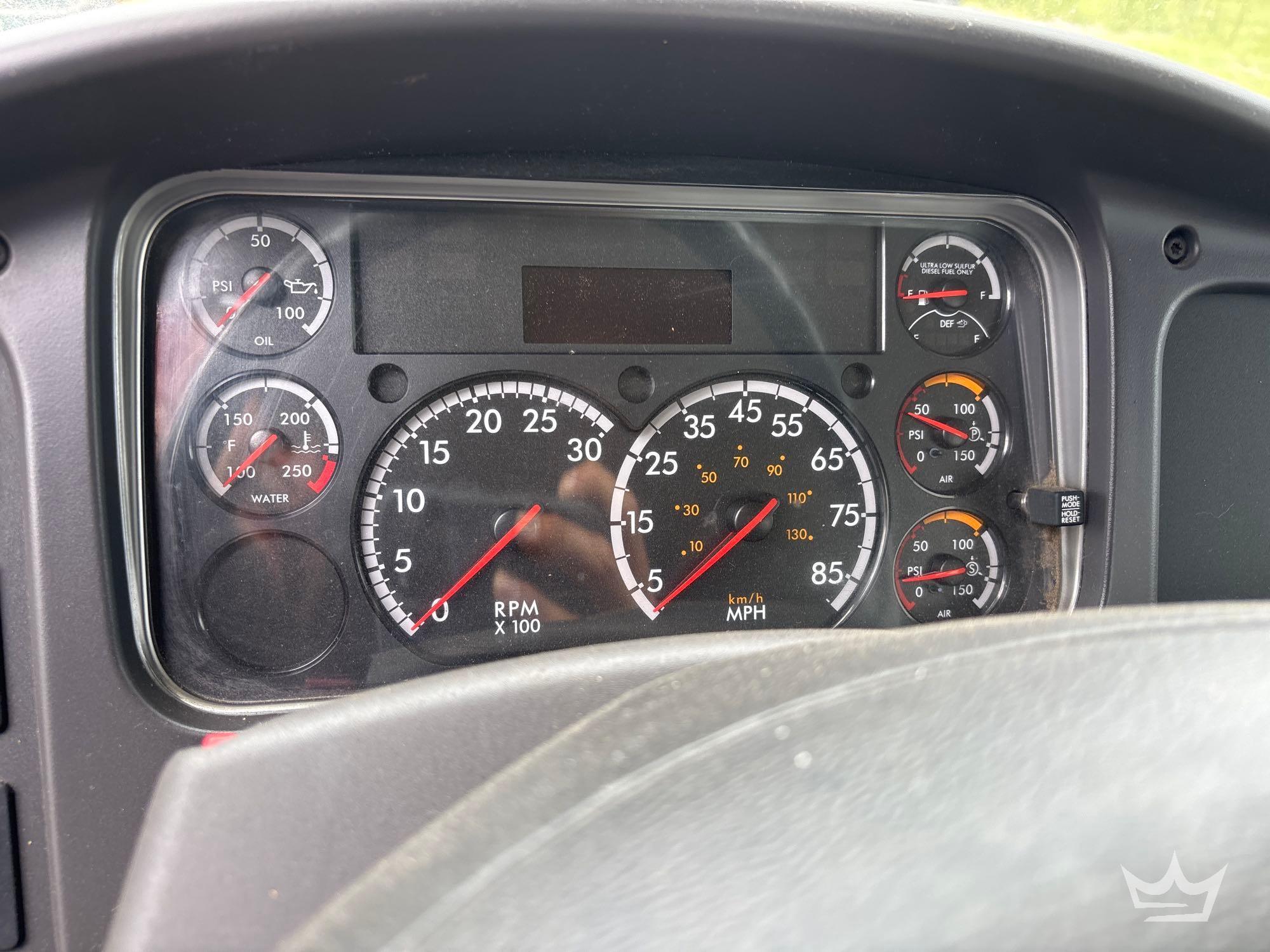 2019 Freightliner M2 106