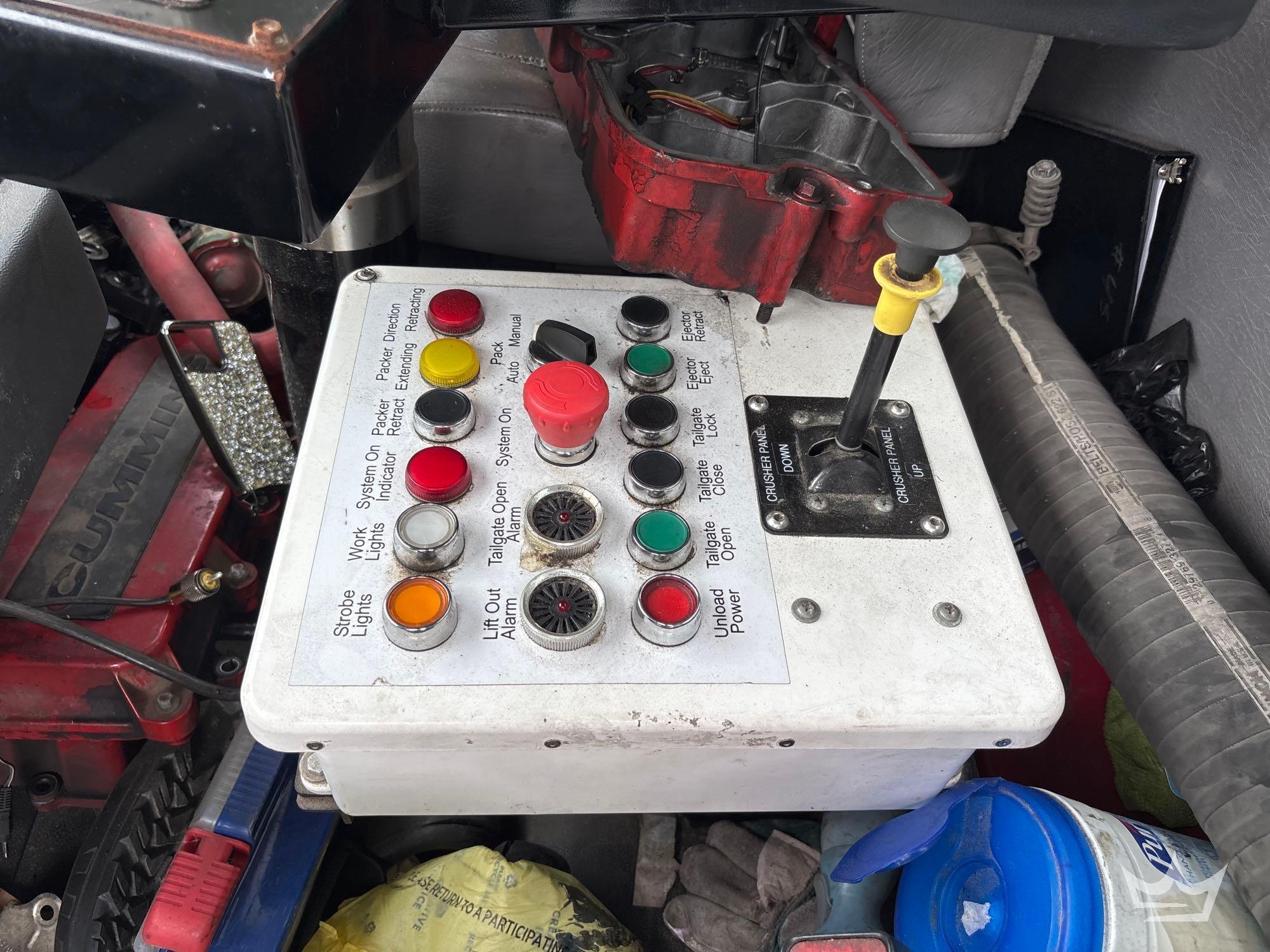 2019 Freightliner M2 106