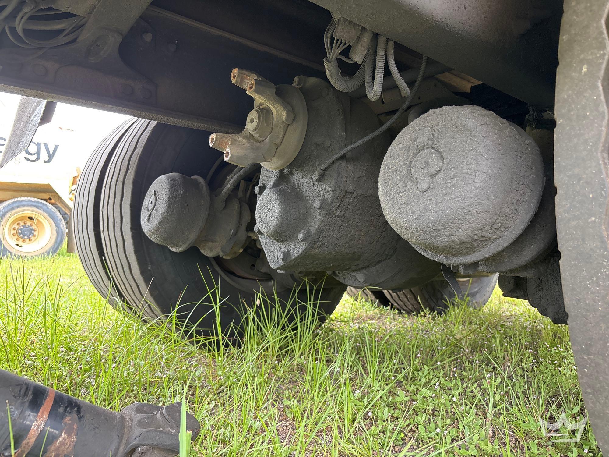 2019 Freightliner M2 106