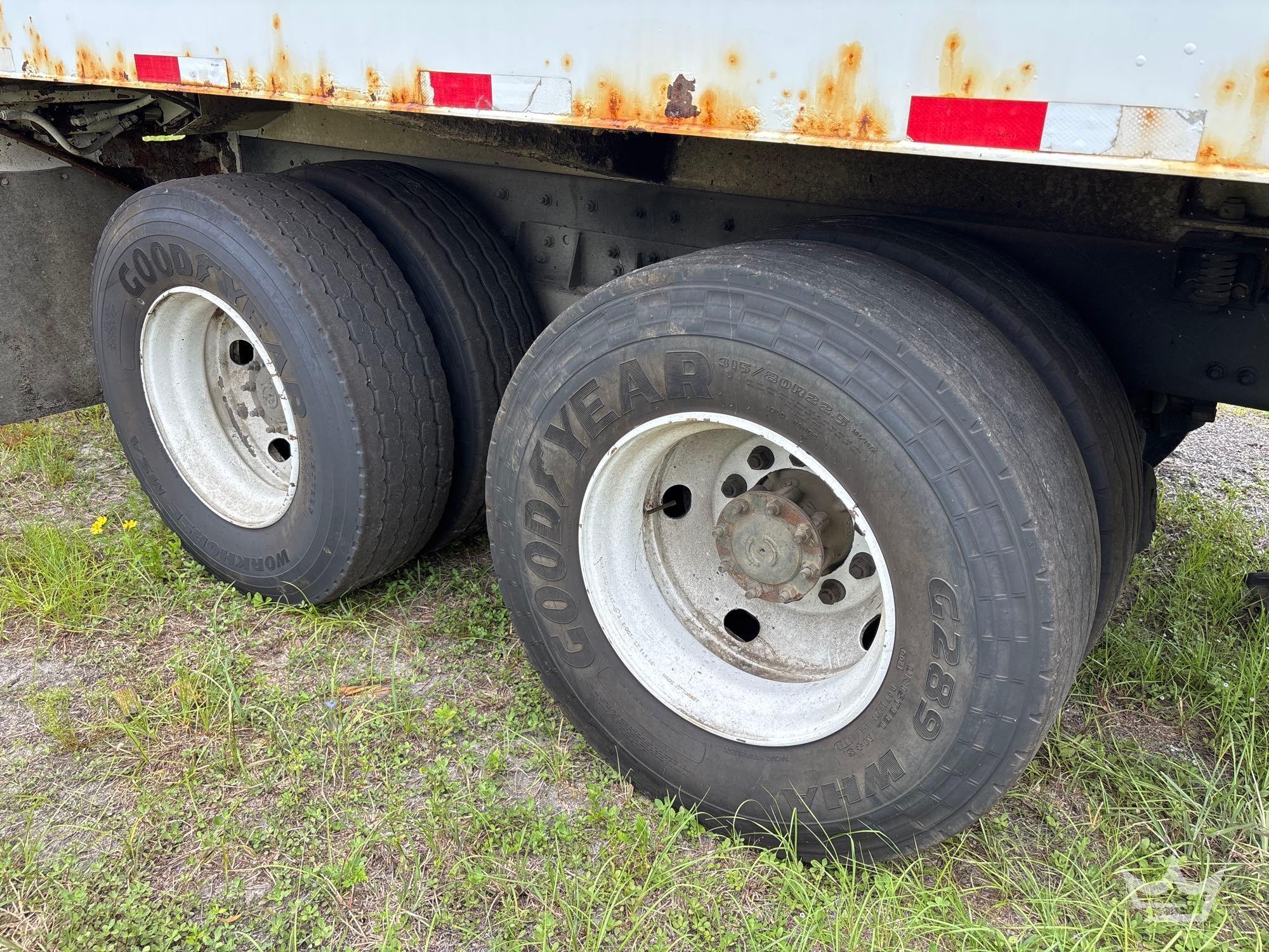 2019 Freightliner M2 106