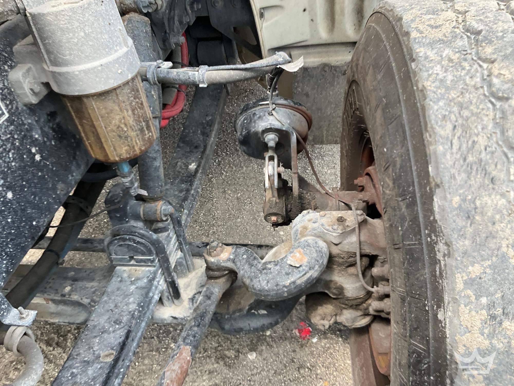 2017 Peterbilt 365