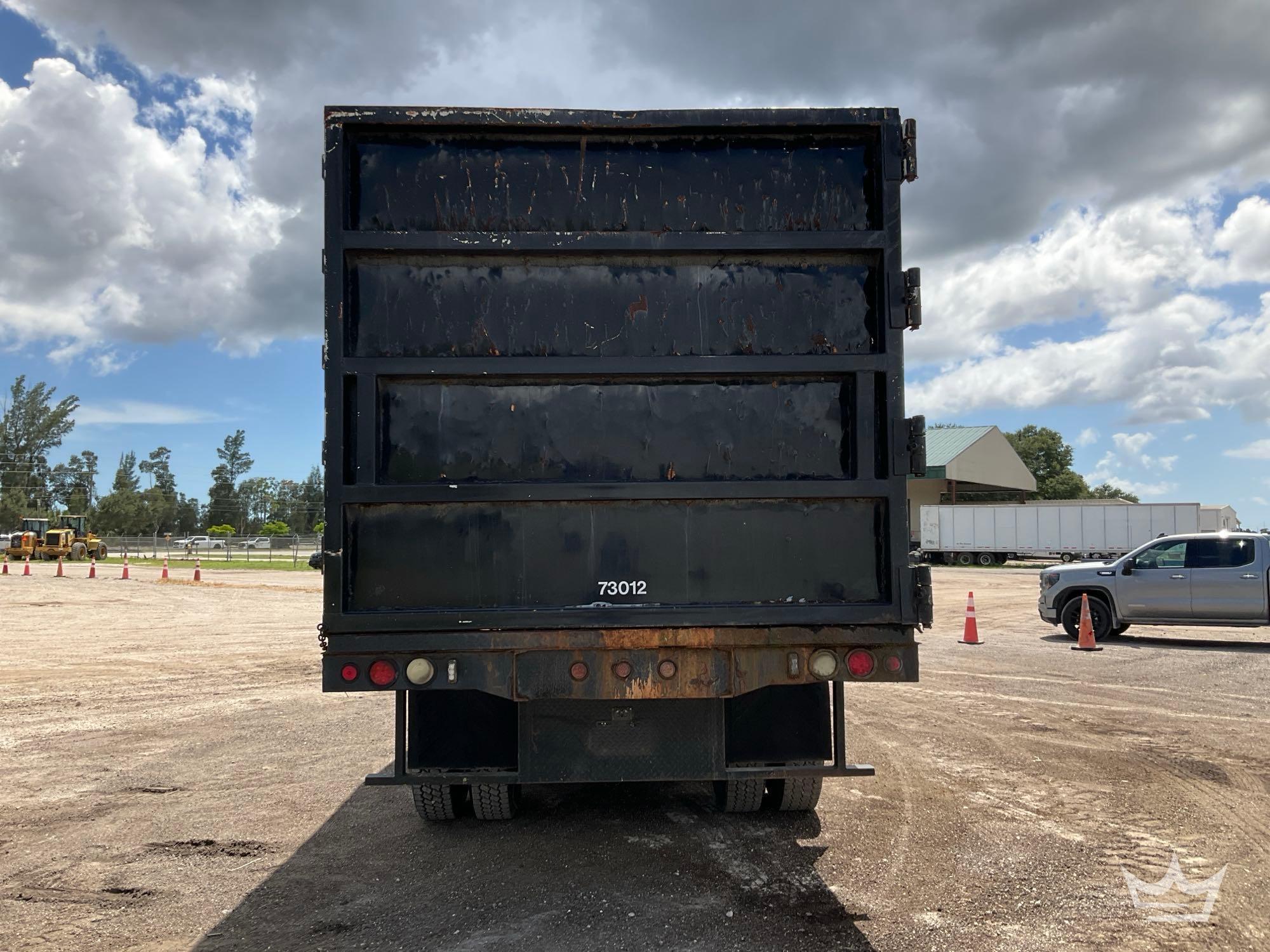 2017 Peterbilt 365